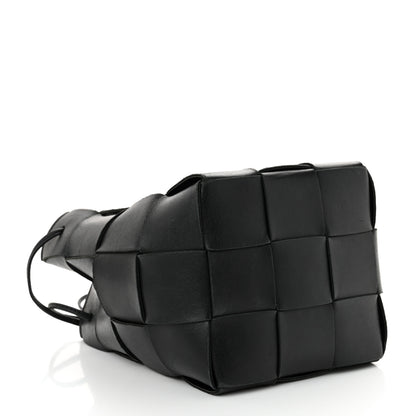 Bottega Veneta Nappa Maxi Intrecciato Cassette Bucket Bag Black 4 of 10