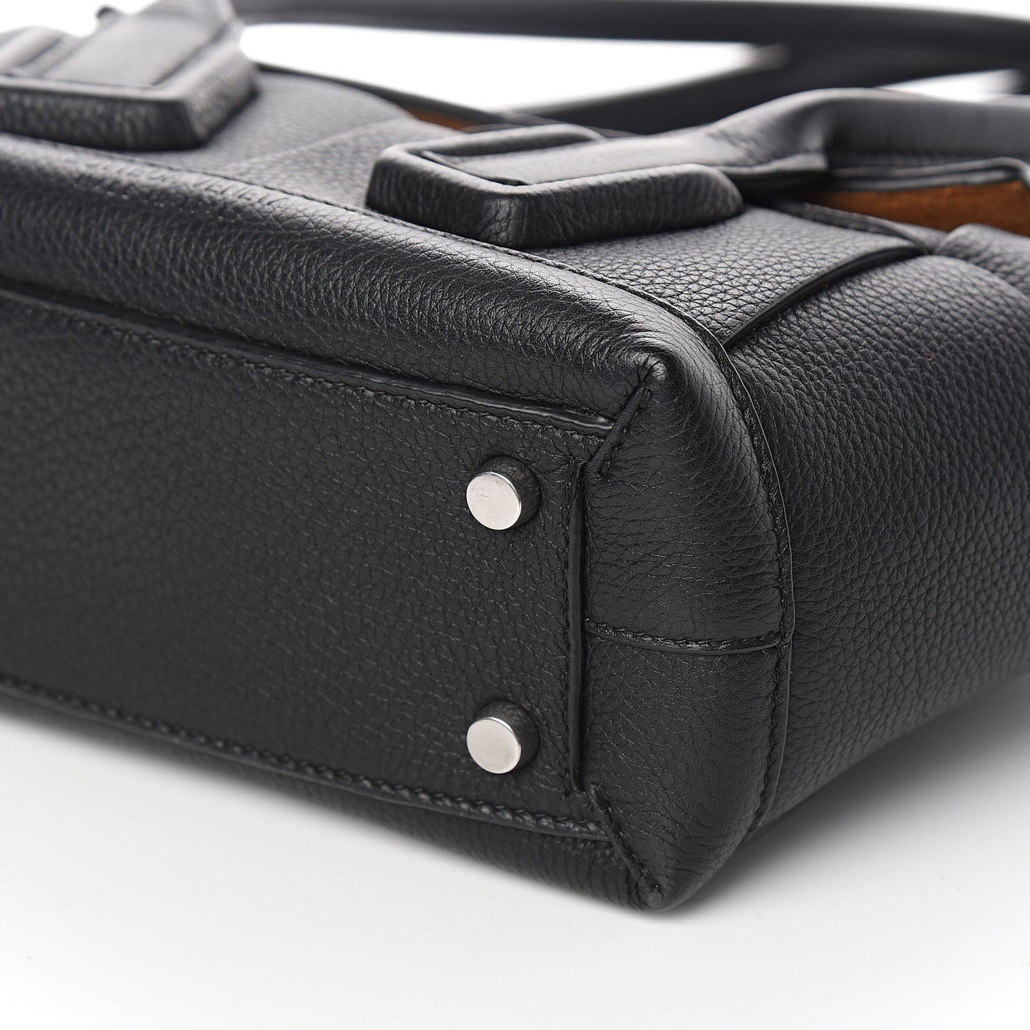 Grained Calfskin Mini Maxi Intrecciato Arco 33 Black