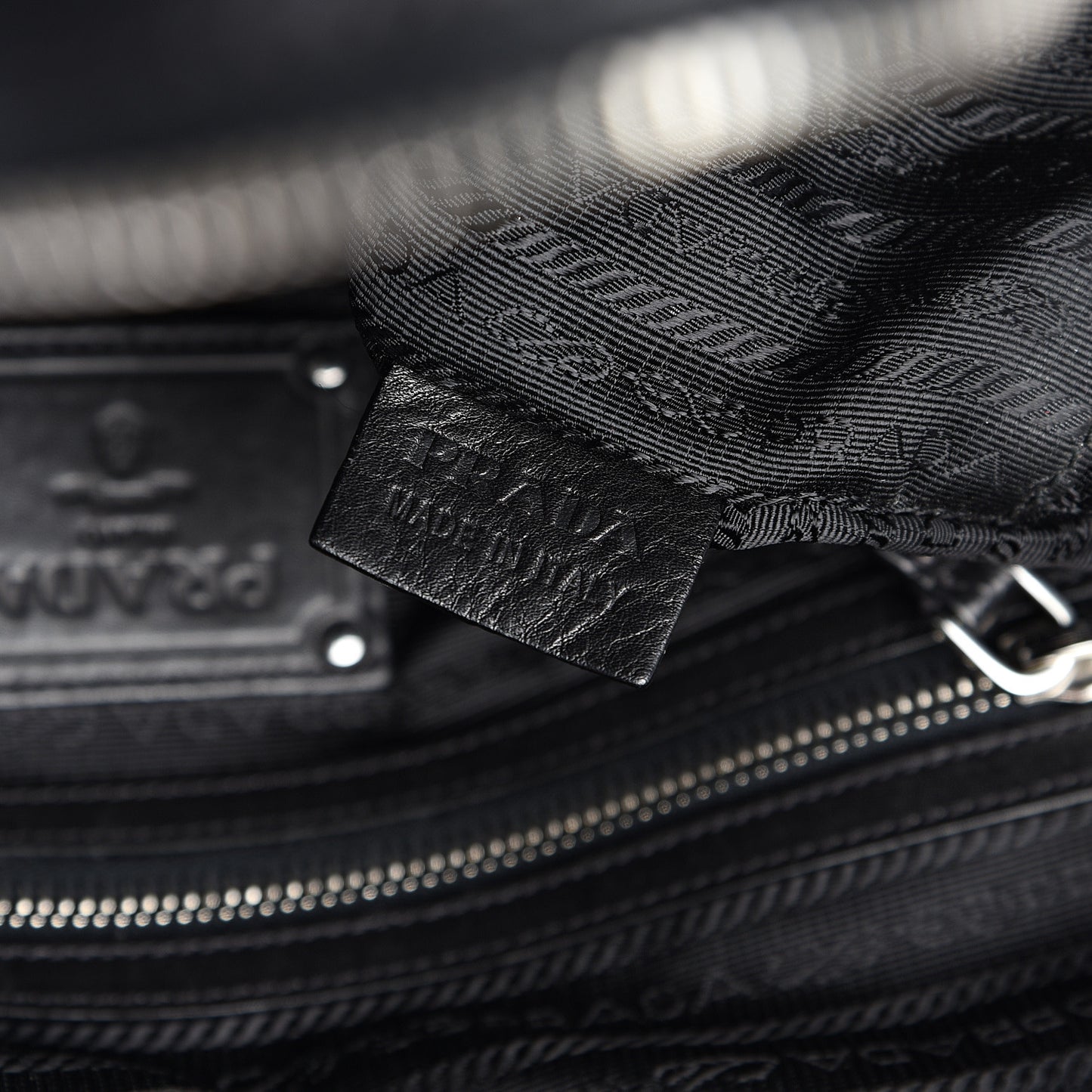 Cervo Shine Bauletto Black