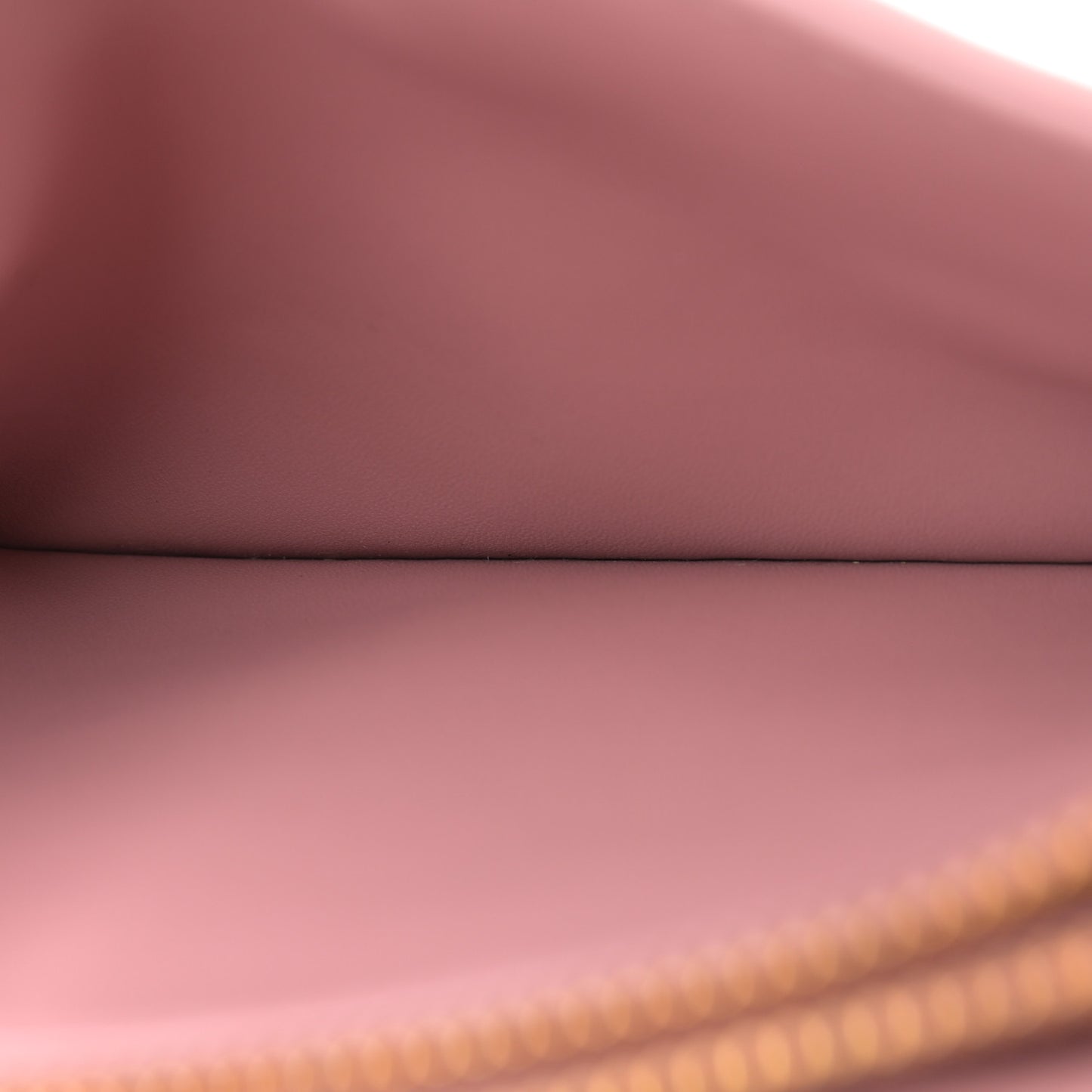 Calfskin Cannage Caro Zipped Pouch With Chain Fard