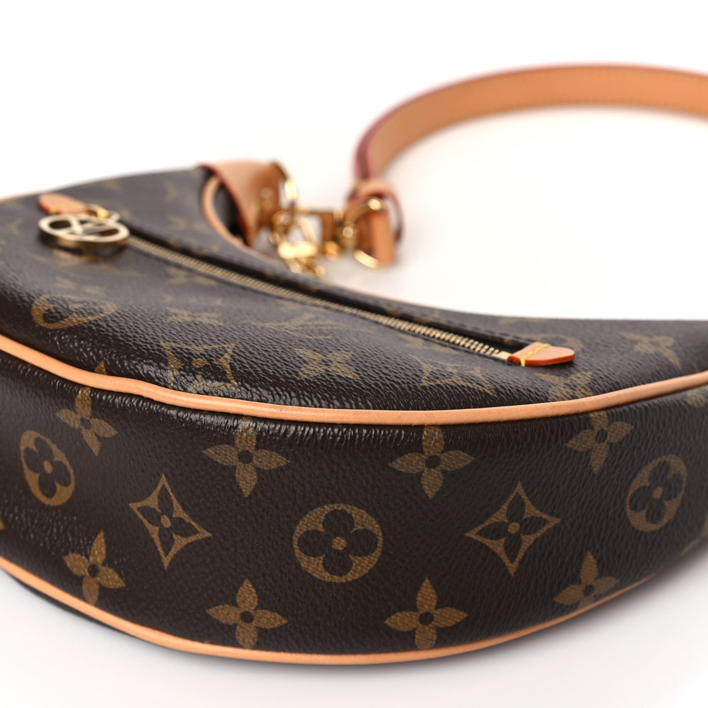 Monogram Loop