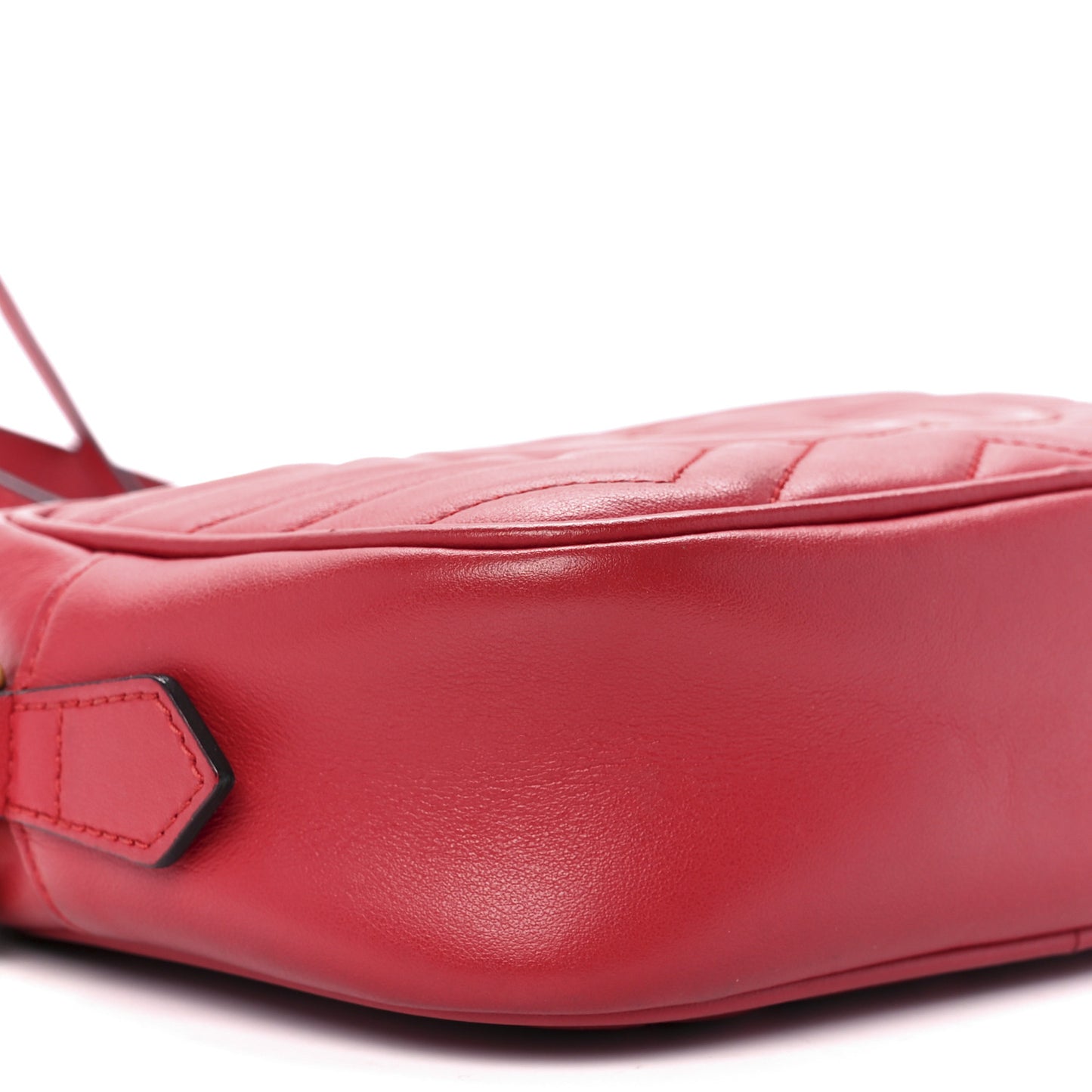 Calfskin Matelasse Mini GG Marmont Chain Shoulder Bag Hibiscus Red