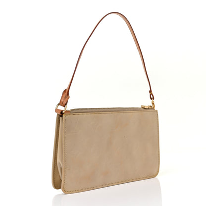 Louis Vuitton Vernis Lexington Pochette Beige 2 of 9