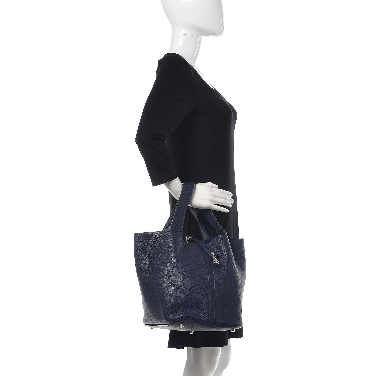 Hermes Taurillon Clemence Picotin Lock 26 GM Bleu Nuit 2 of 9