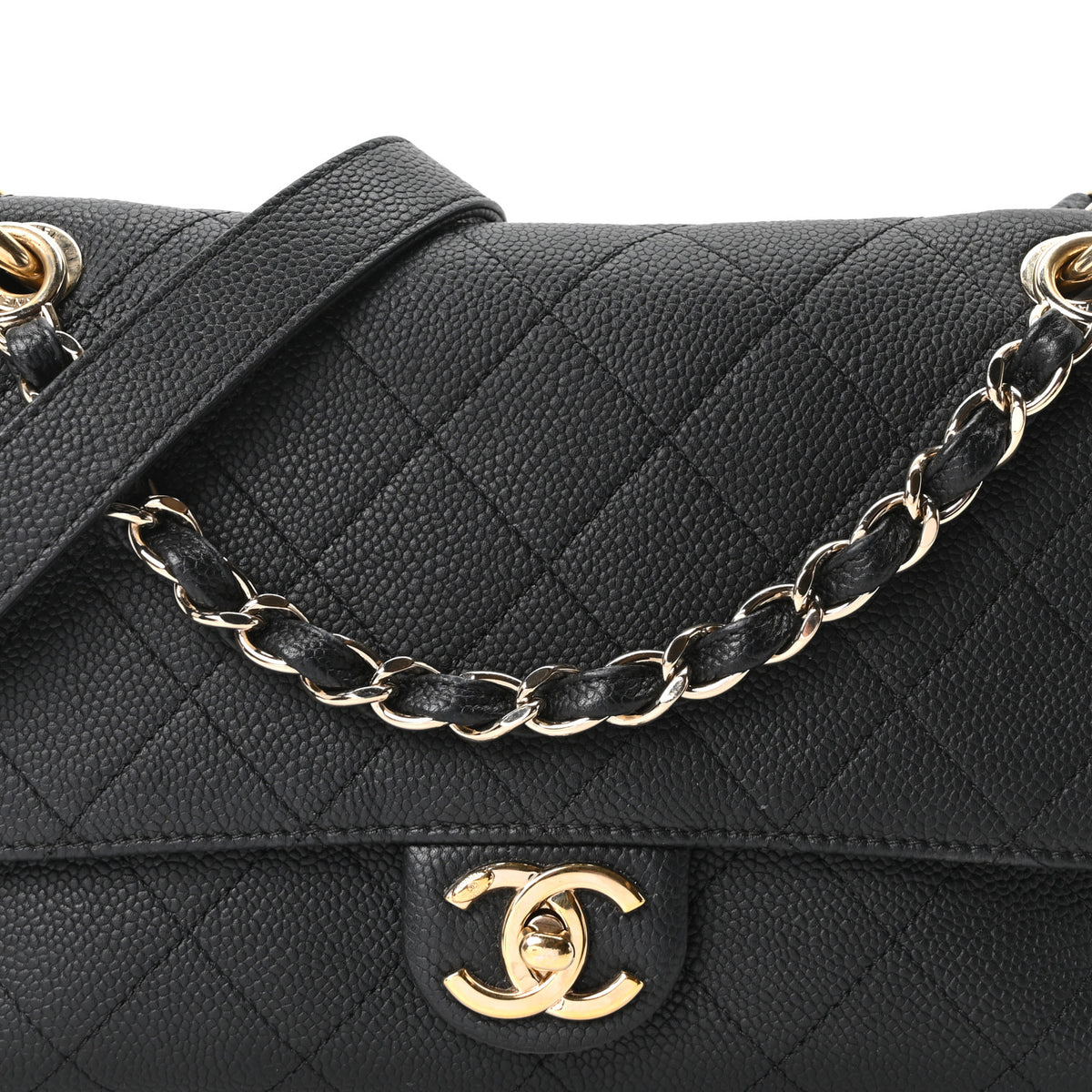 Caviar Quilted City Walk Flap Black