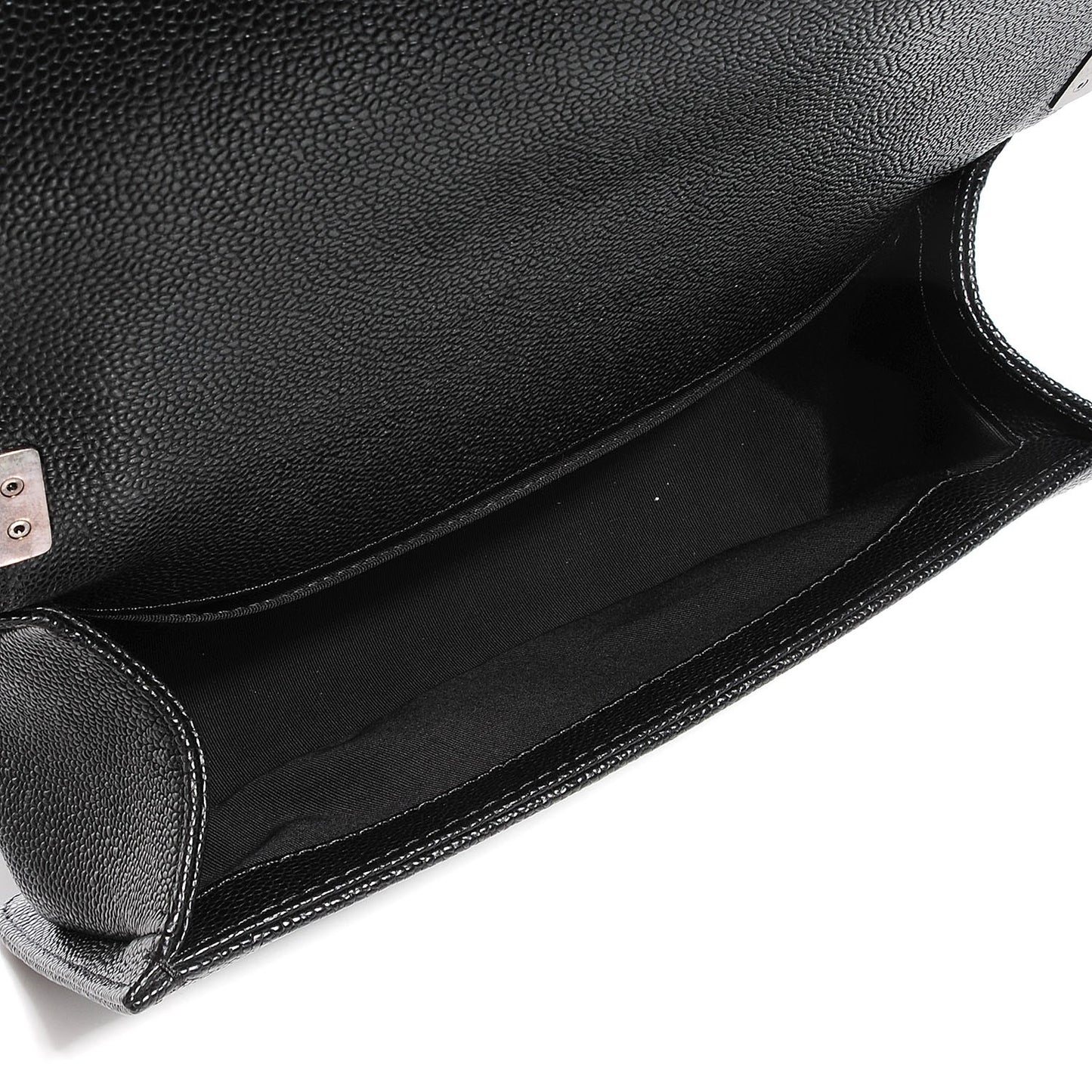 Caviar Quilted Medium Boy Flap Black