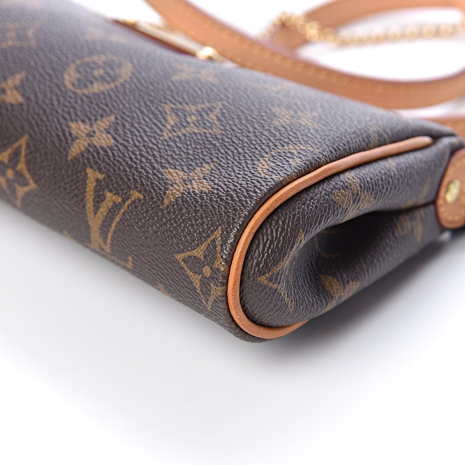 Louis Vuitton Monogram Eva Clutch 10 of 10