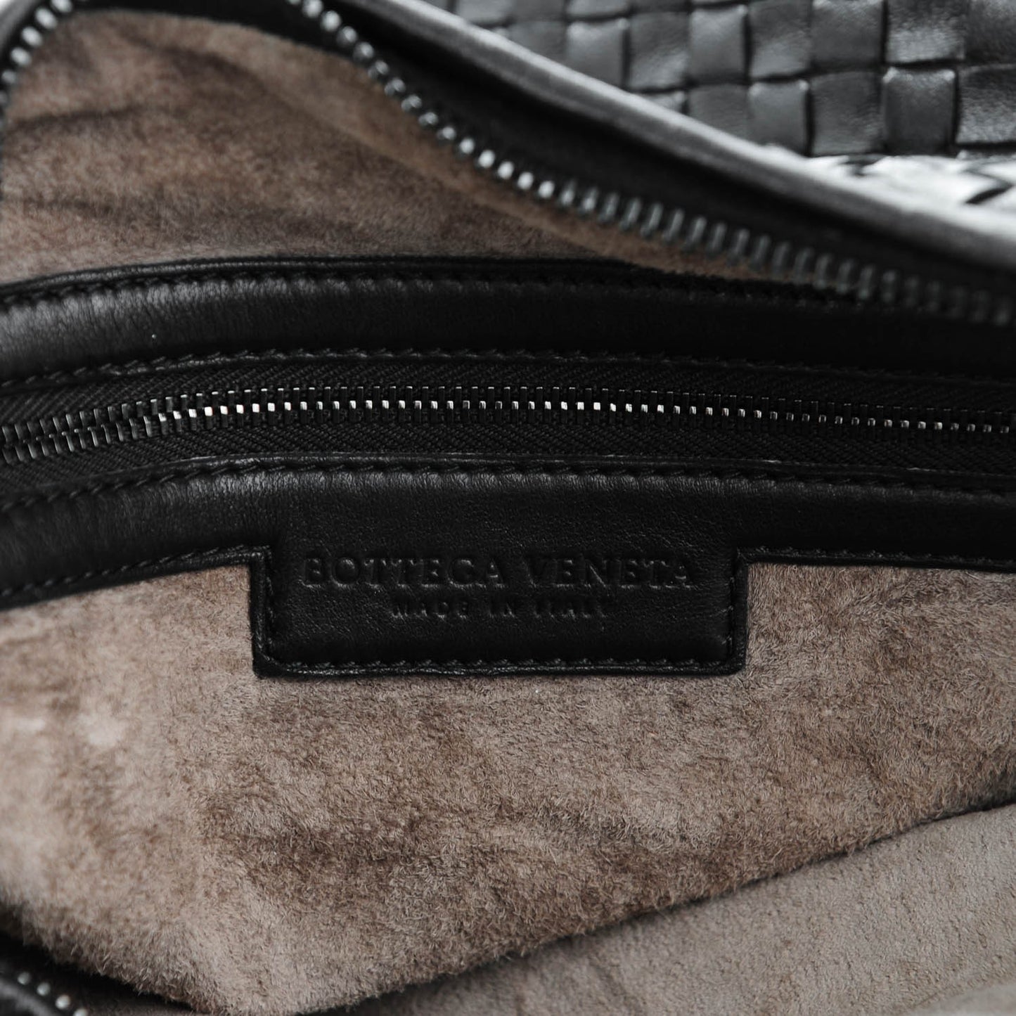 Nappa Intrecciato Large Belly Veneta Hobo Nero Black