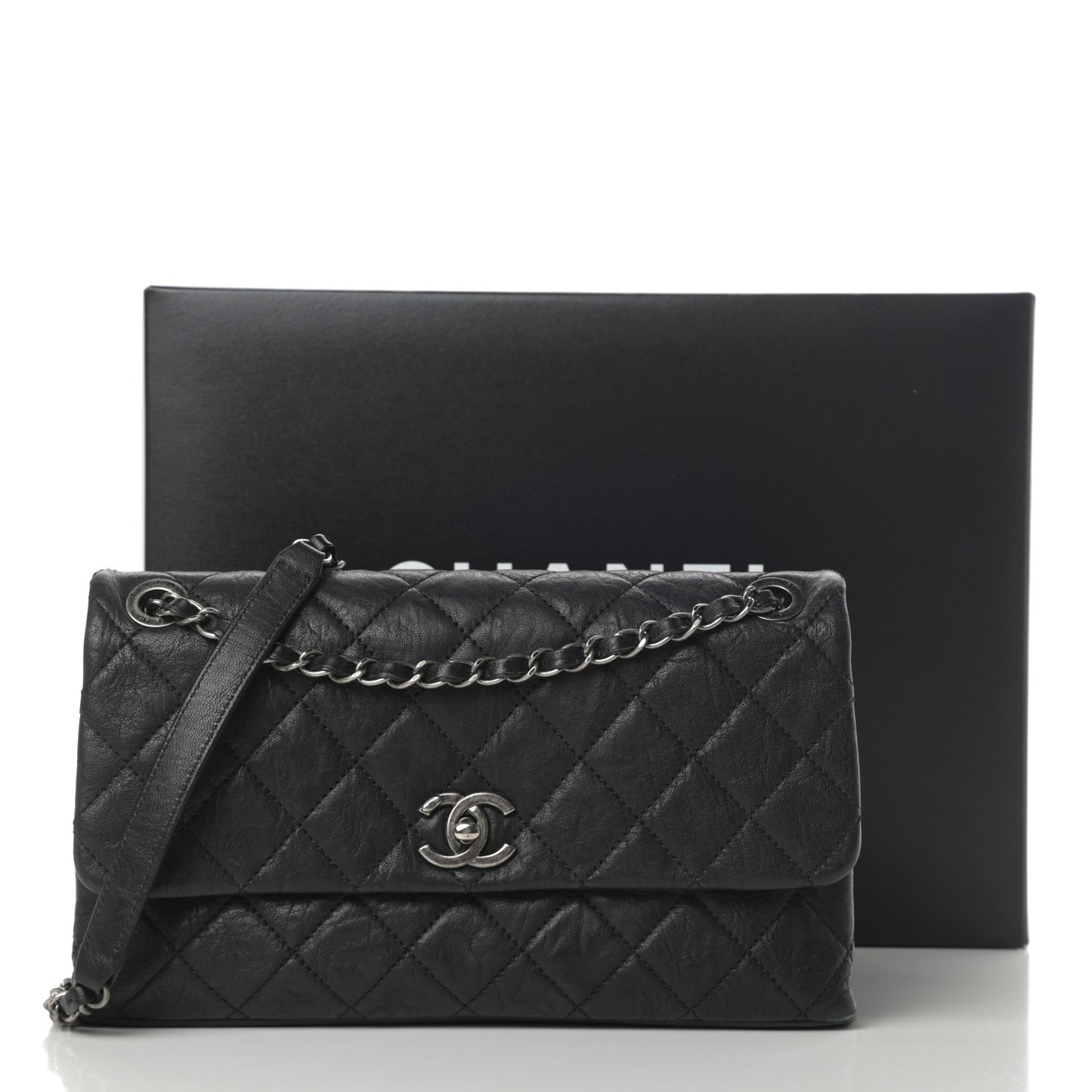 Crumpled Lambskin Quilted Medium Single Flap Black