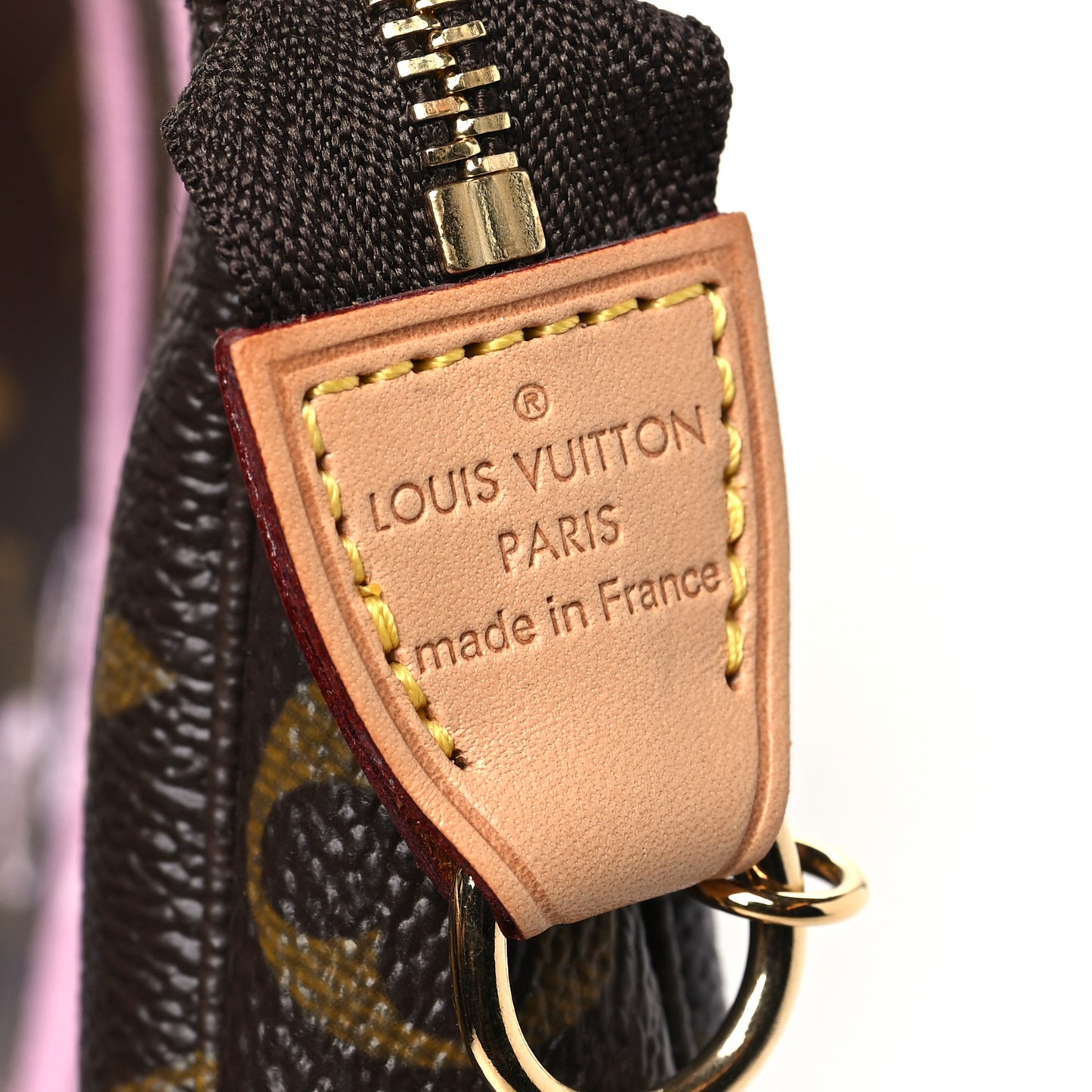Monogram V Porto Cervo Mini Pochette Accessories Rose Ballerine