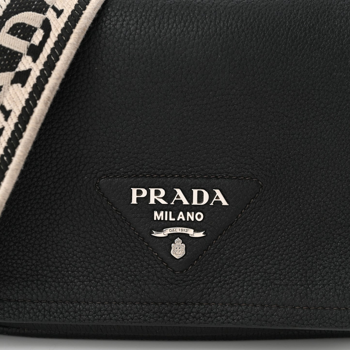 Vitello Daino Soft Flap Crossbody Black