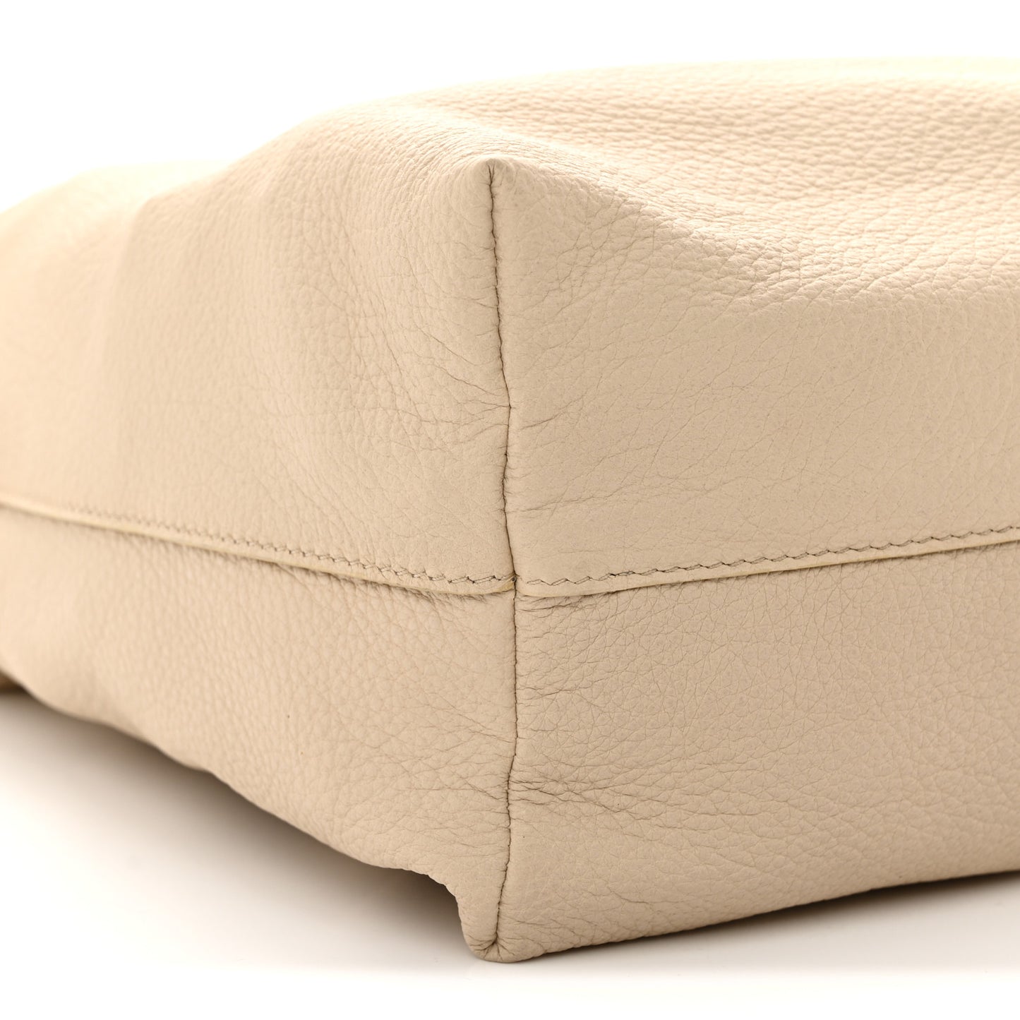 Deerskin Isa Shoulder Bag Porcelain