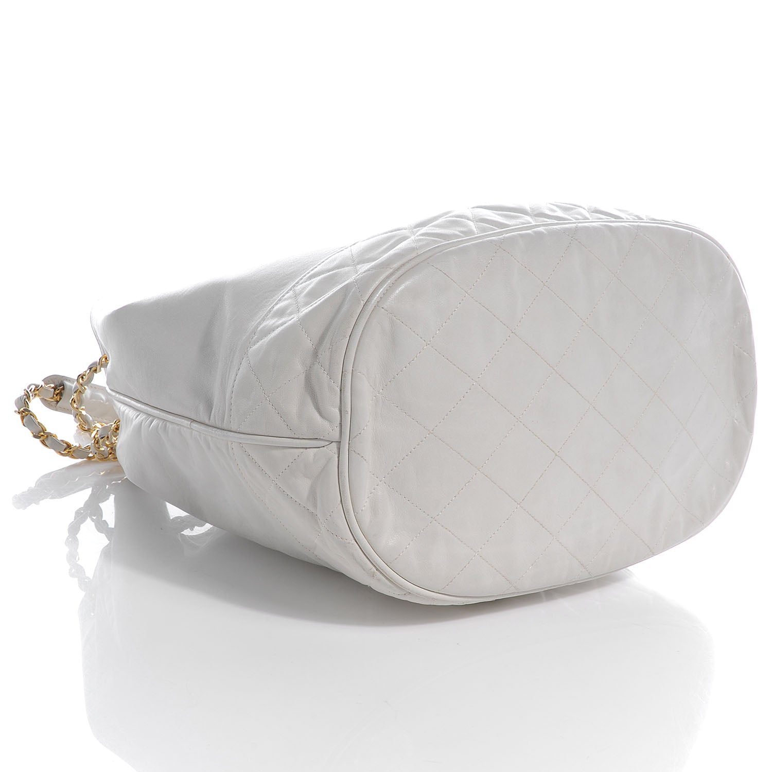 Chanel Lambskin Drawstring Shoulder Bag White 4 of 9