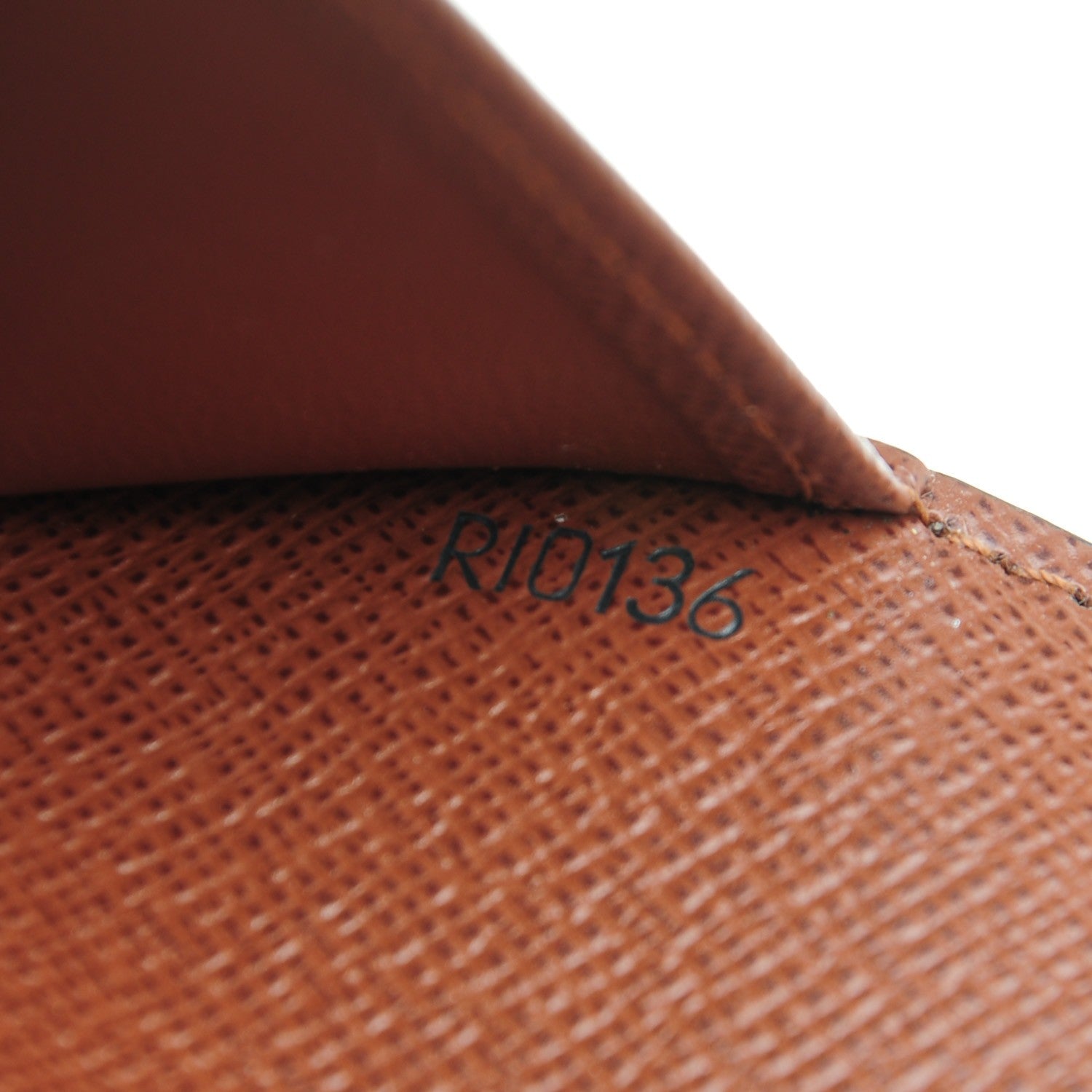 Louis Vuitton Monogram Medium Ring Agenda Cover 7 of 7