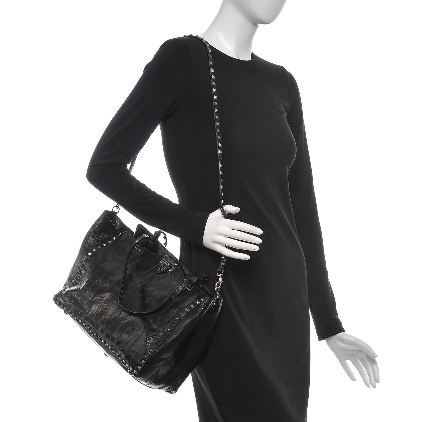 Eel Skin Medium Rockstud Tote Black