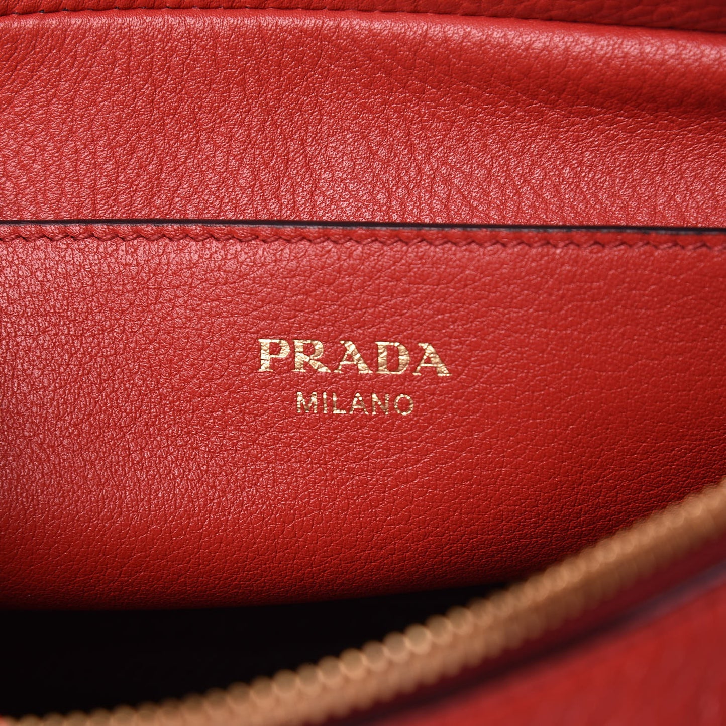 Vitello Phenix Flap Crossbody Rosso