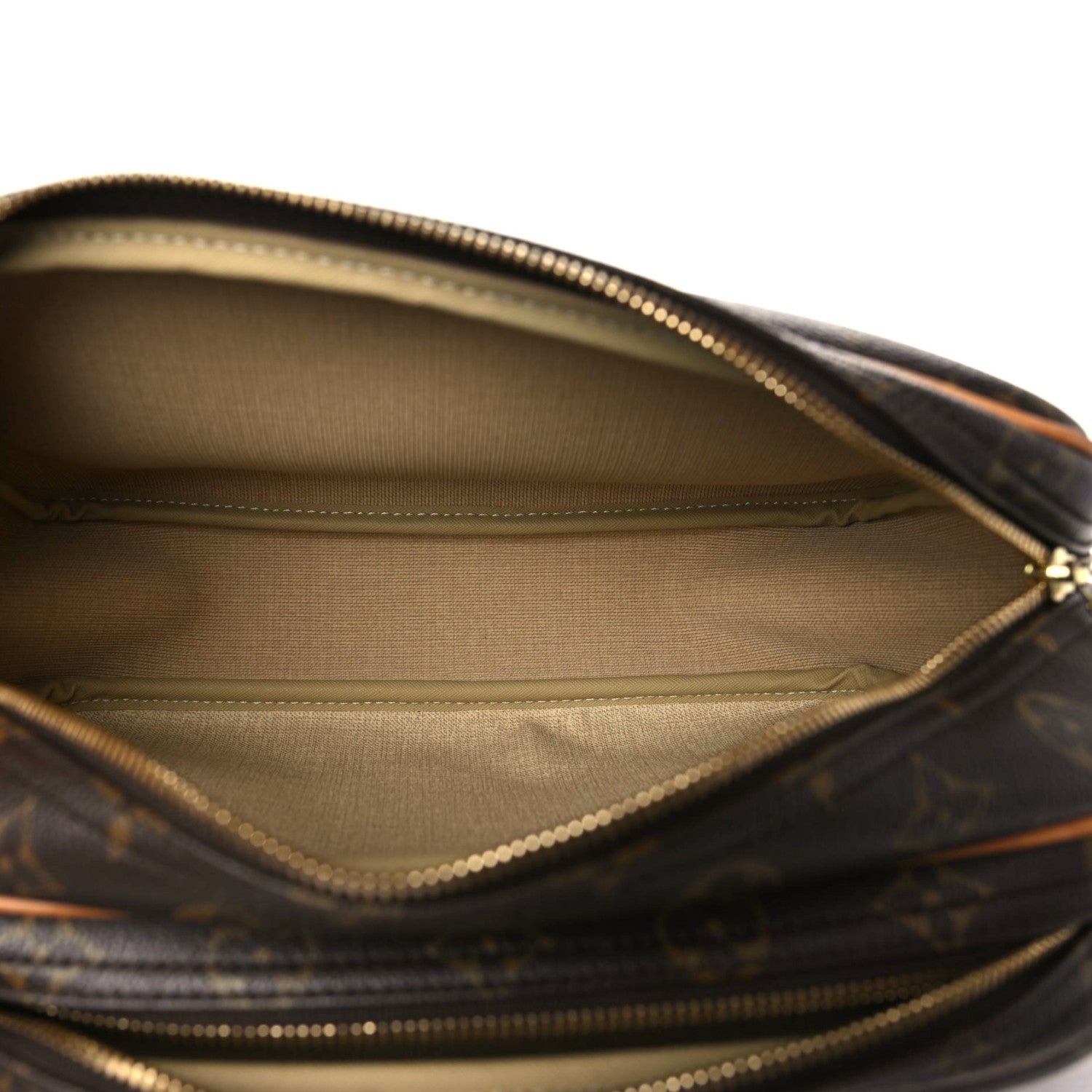 Louis Vuitton Monogram Reporter PM 8 of 11