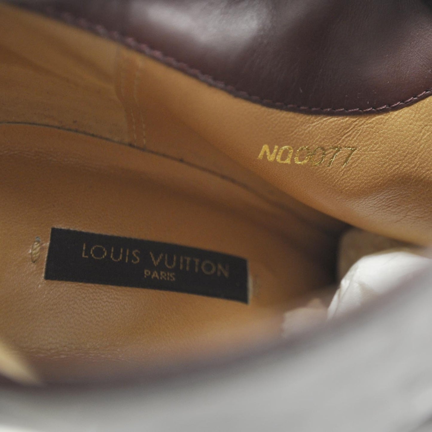 Crocodile Embossed Patent Leather Delft Cornelia Ankle Boots 38 Grenat