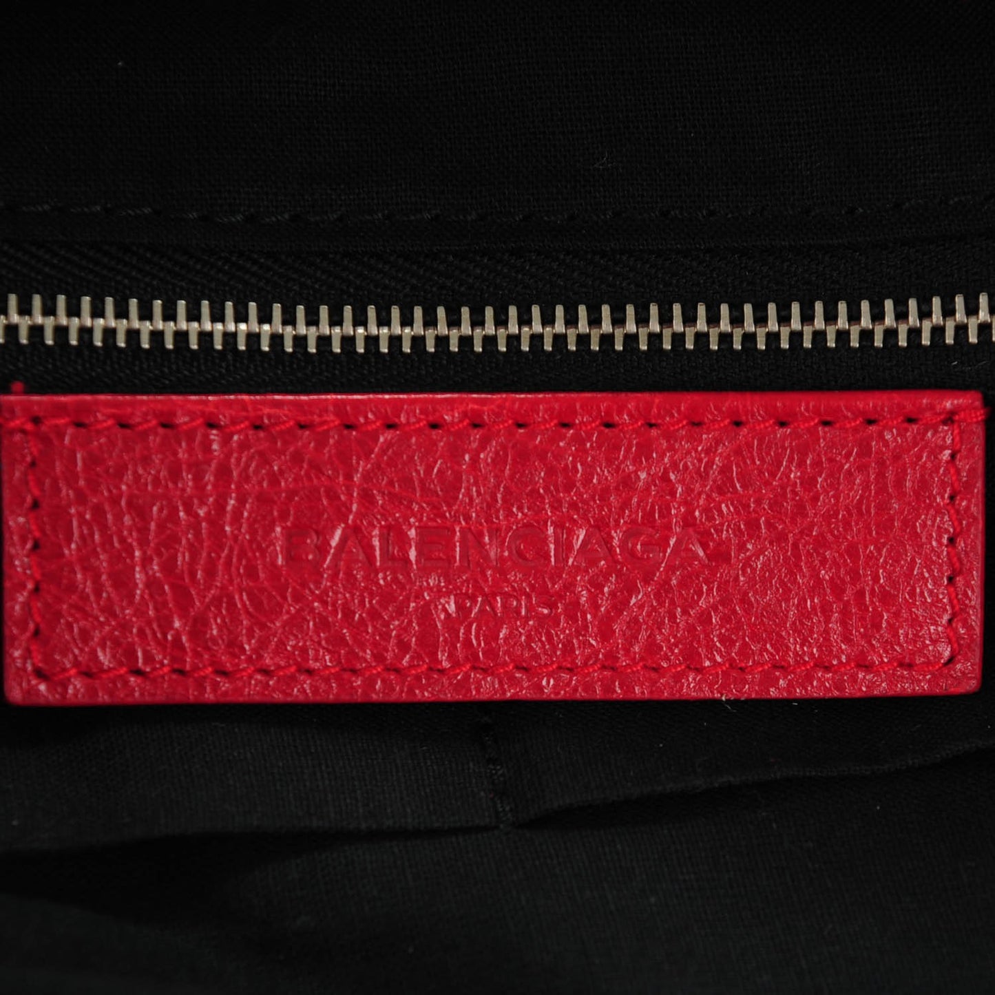 Agneau Classic Hardware S Traveler Backpack Rouge Grenade