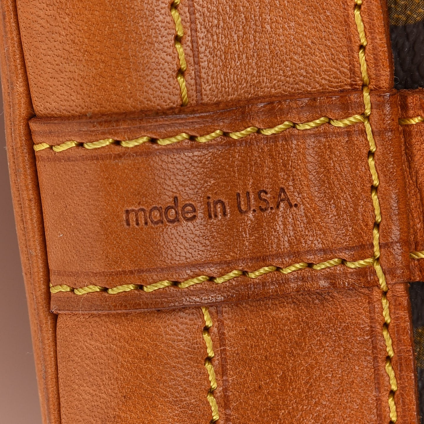 Monogram Noe