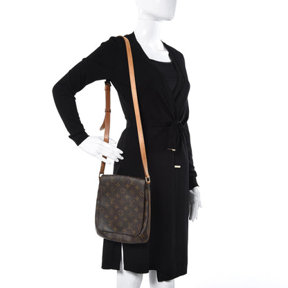 Louis Vuitton Monogram Musette Salsa 2 of 10