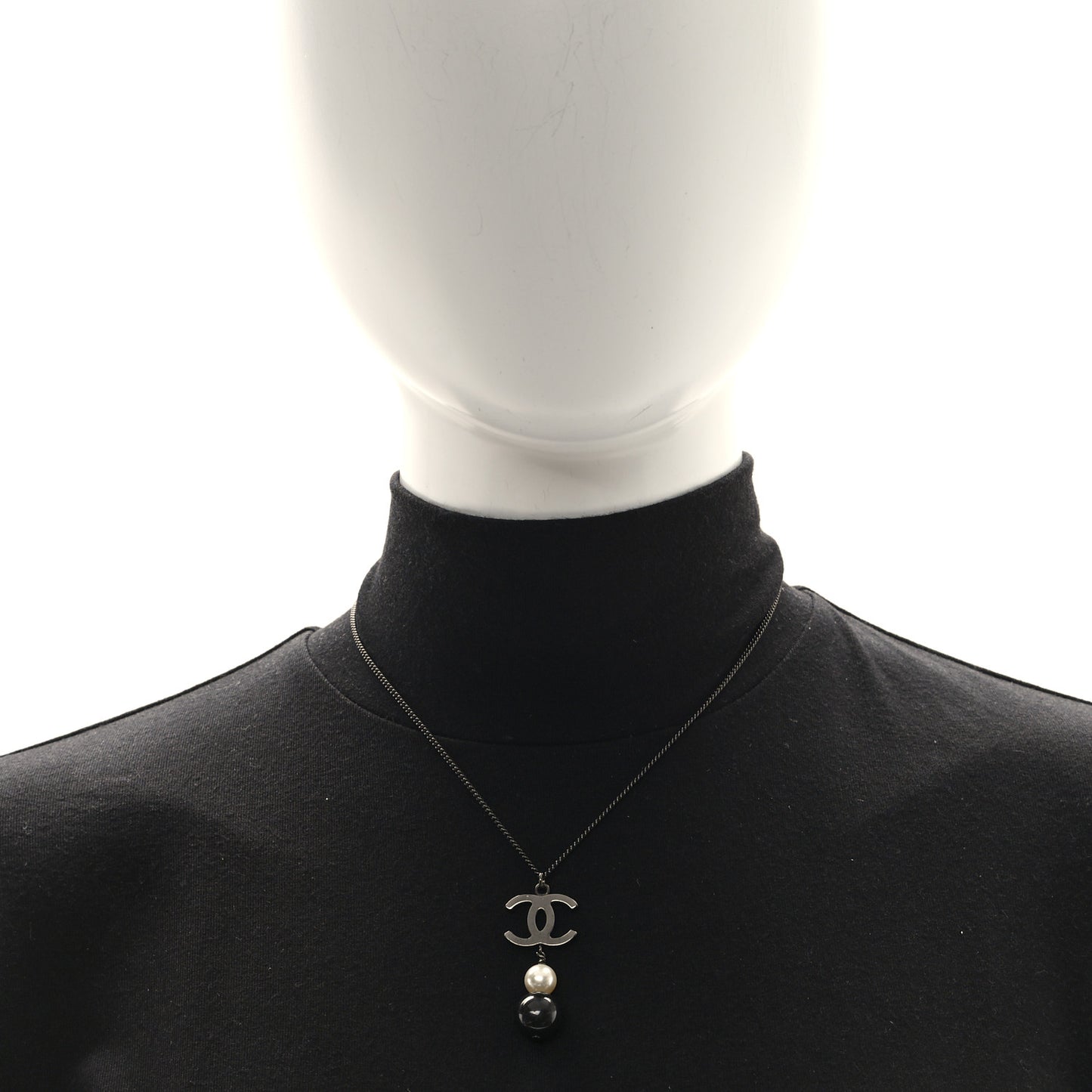 Ruthenium Pearl CC Drop Pendant Necklace Black