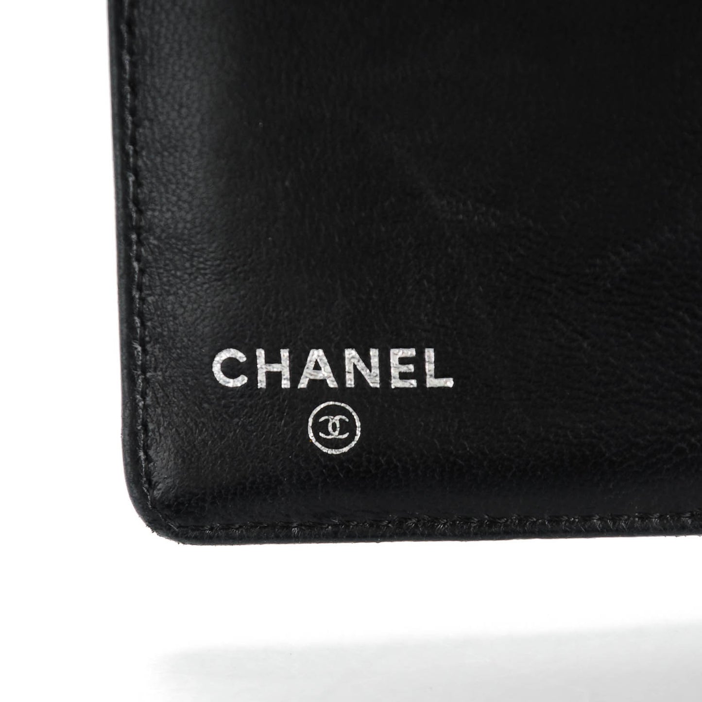 Patent Calfskin Lucky Symbols Yen Wallet Black