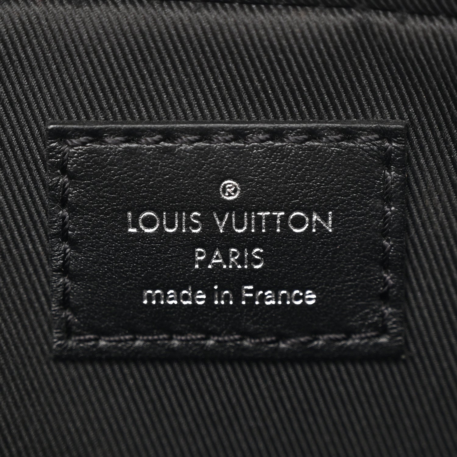 Louis Vuitton Damier Graphite 3D Trio Messenger 7 of 13
