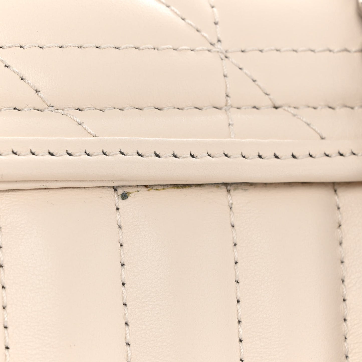 Calfskin Matelasse Aria Small GG Marmont Shoulder Bag Mystic White