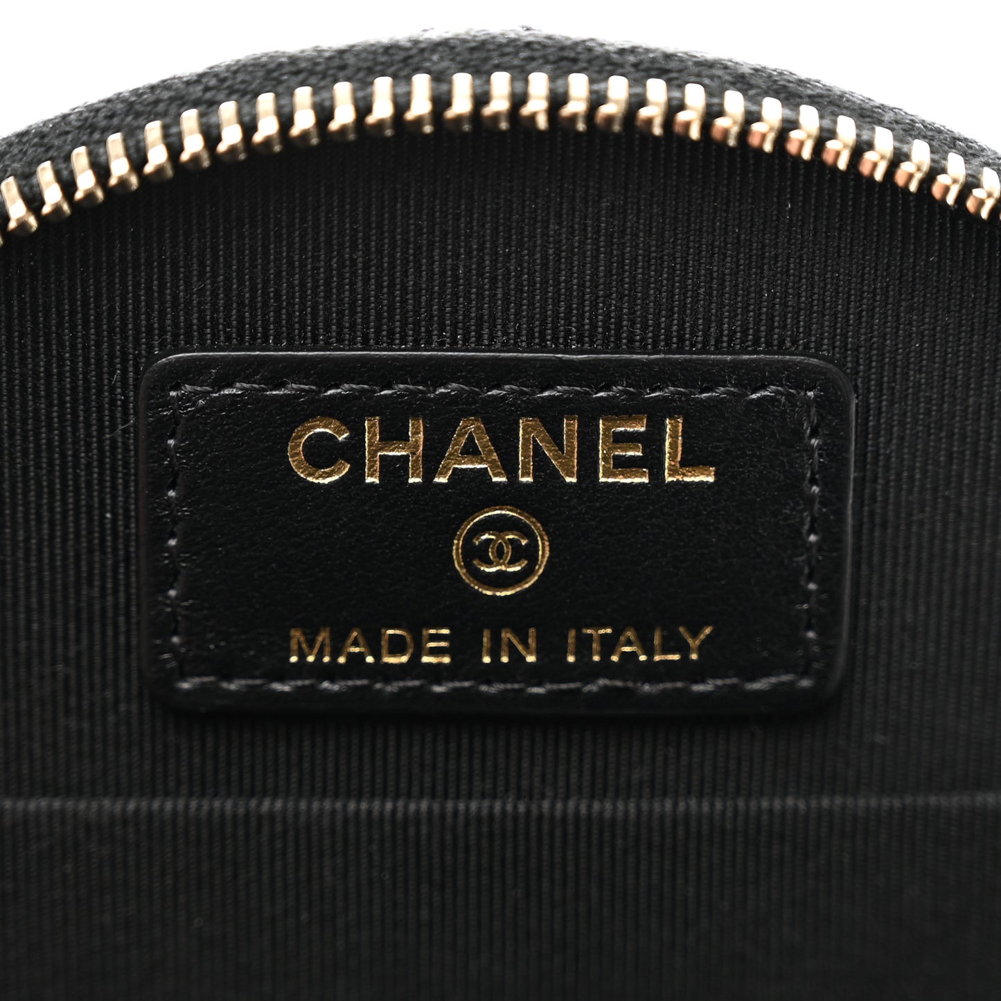 Caviar Quilted Round Handle With Care Vanity With Chain Black