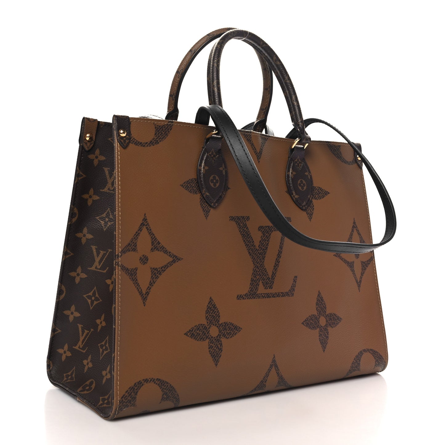 Reverse Monogram Giant Onthego MM