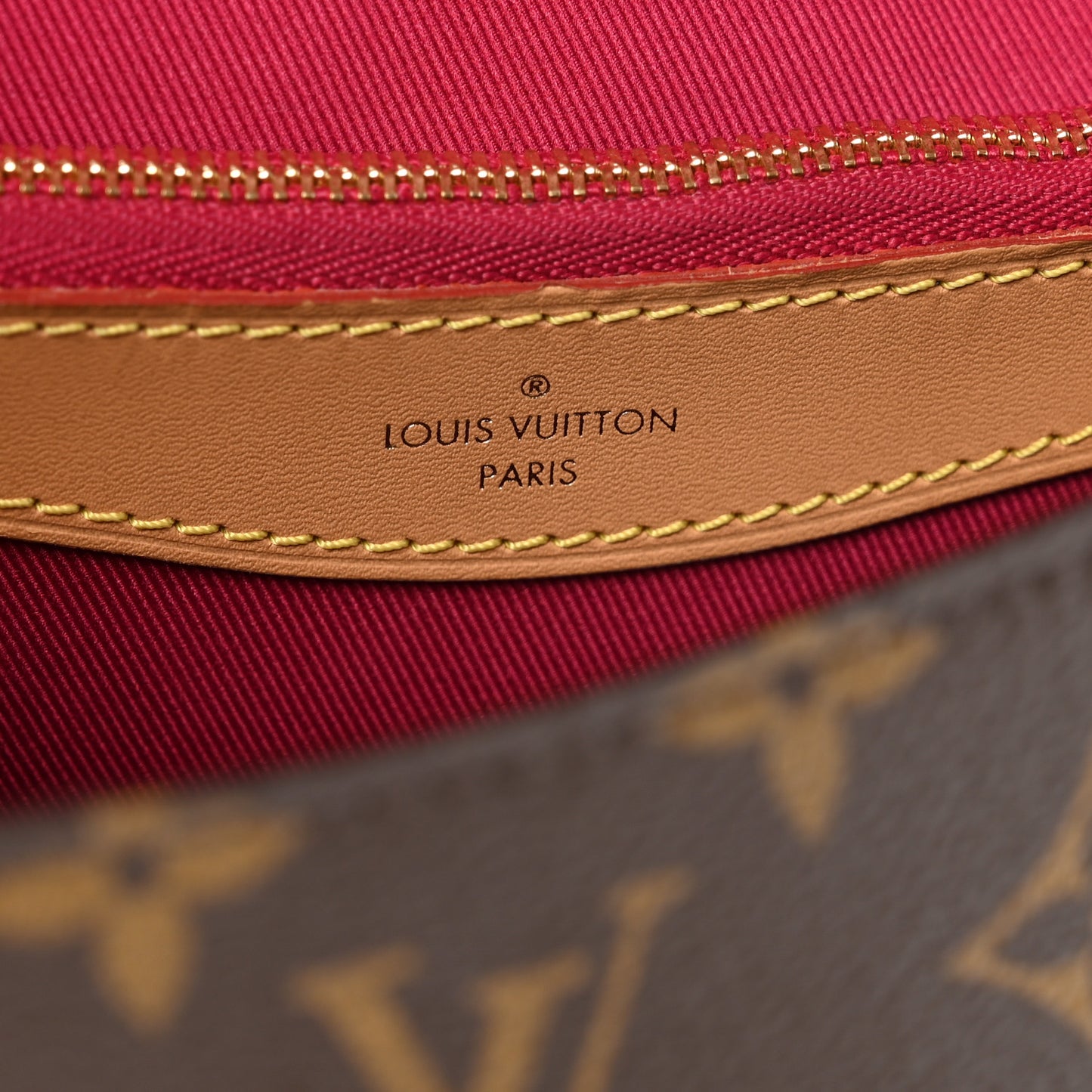 Monogram Diane Fuchsia