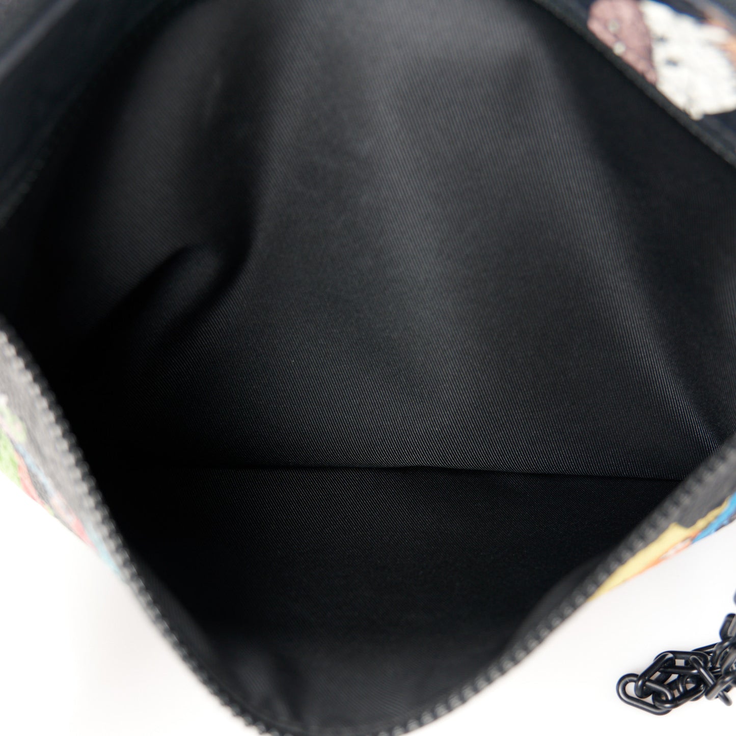 Taurillon Monogram Embroidered Cartoon LV Friends A4 Pochette Black