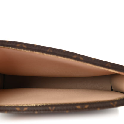 Louis Vuitton Monogram Toiletry Pouch 26 5 of 7