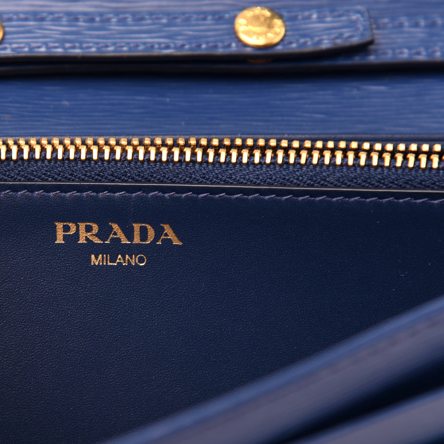 Vitello Move Chain Wallet Bleuette