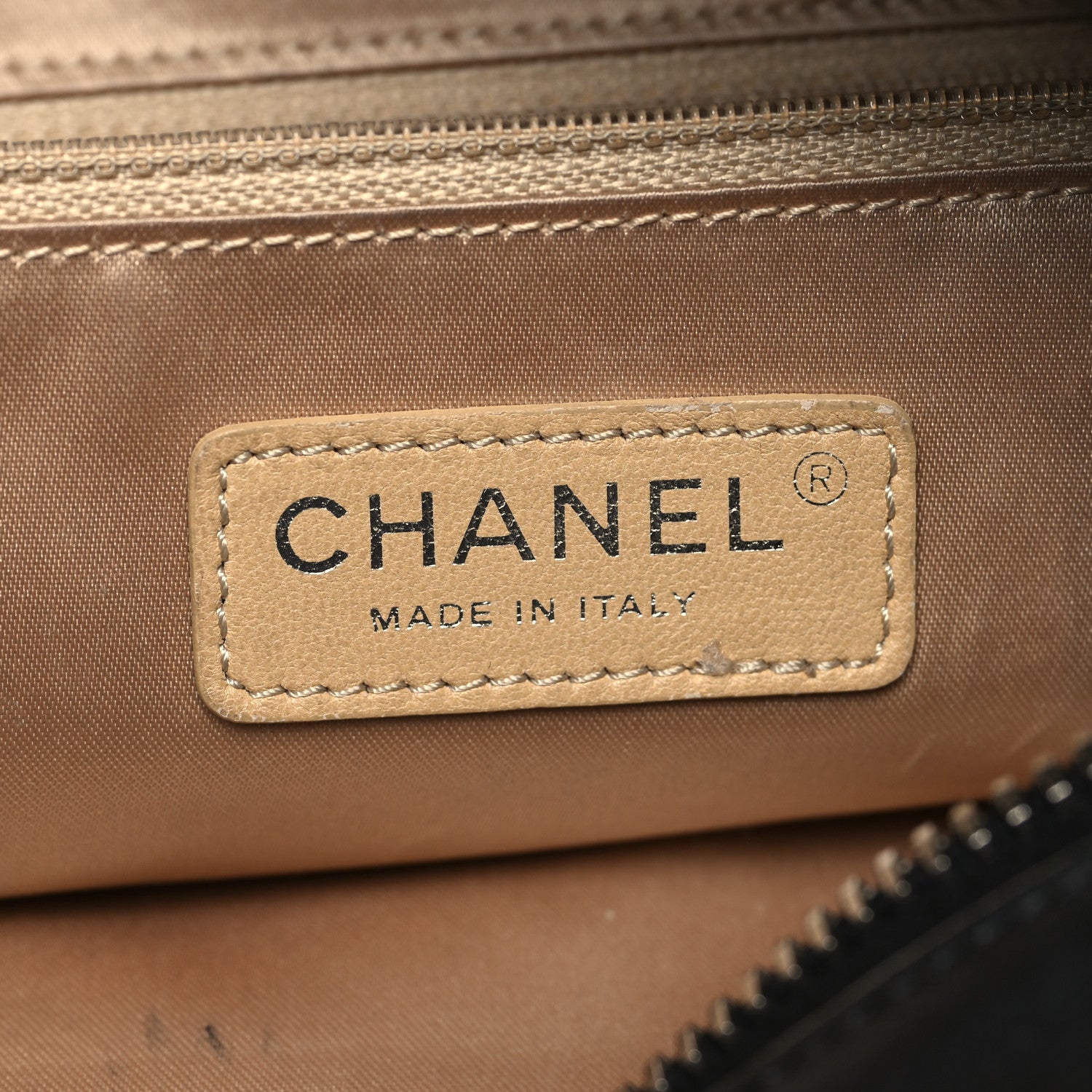 Chanel Lambskin Edgy XL Tote Black 6 of 17