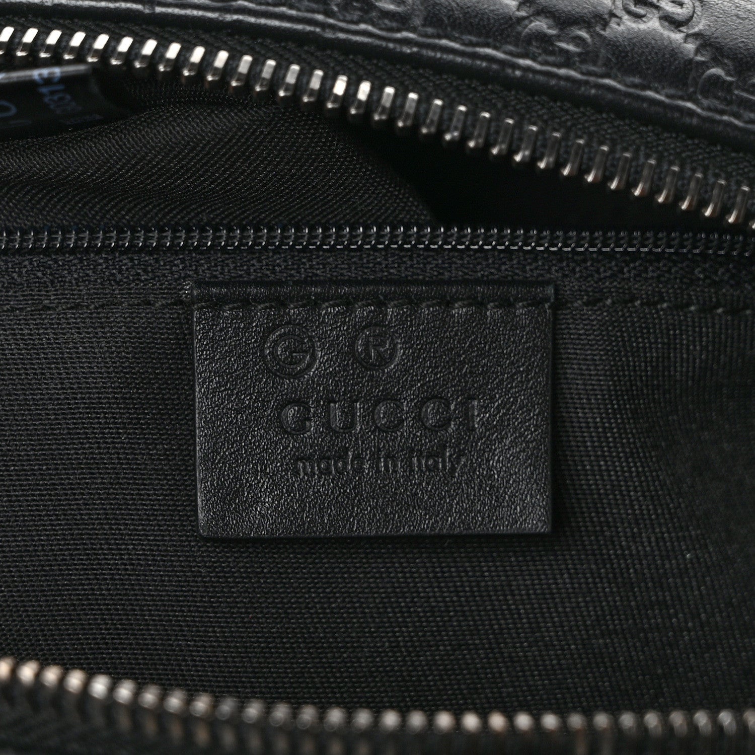 Gucci Microguccissima Toiletry Case Black 6 of 11