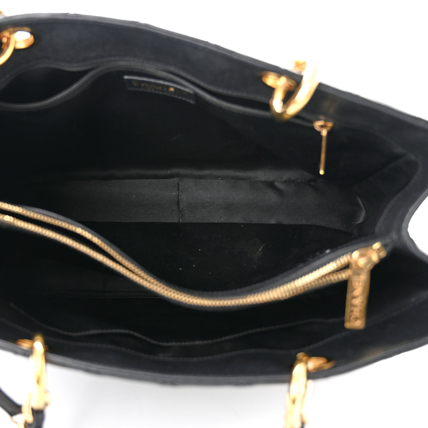 Caviar Quilted Grand Shopping Tote GST Black