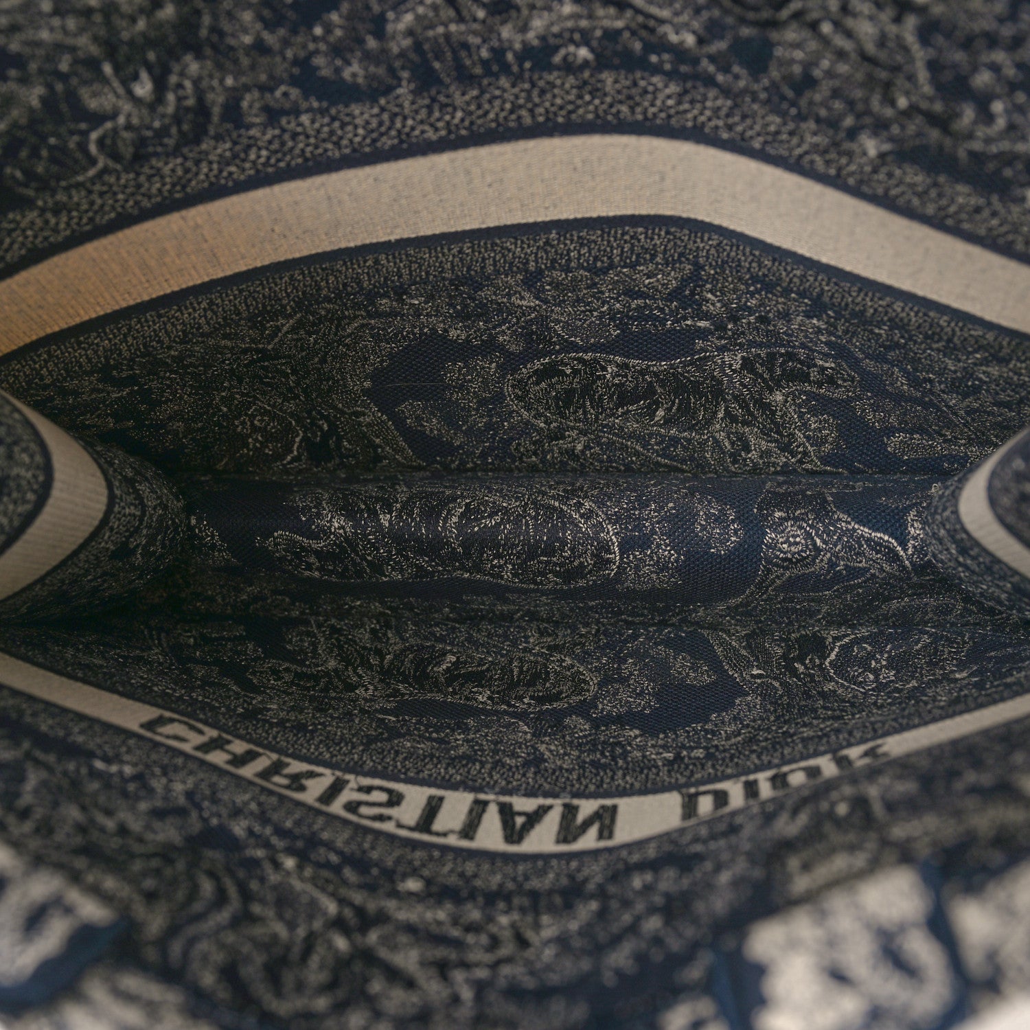 Christian Dior Canvas Embroidered Large Dioriviera Toile De Jouy Reverse Book Tote Blue 5 of 13