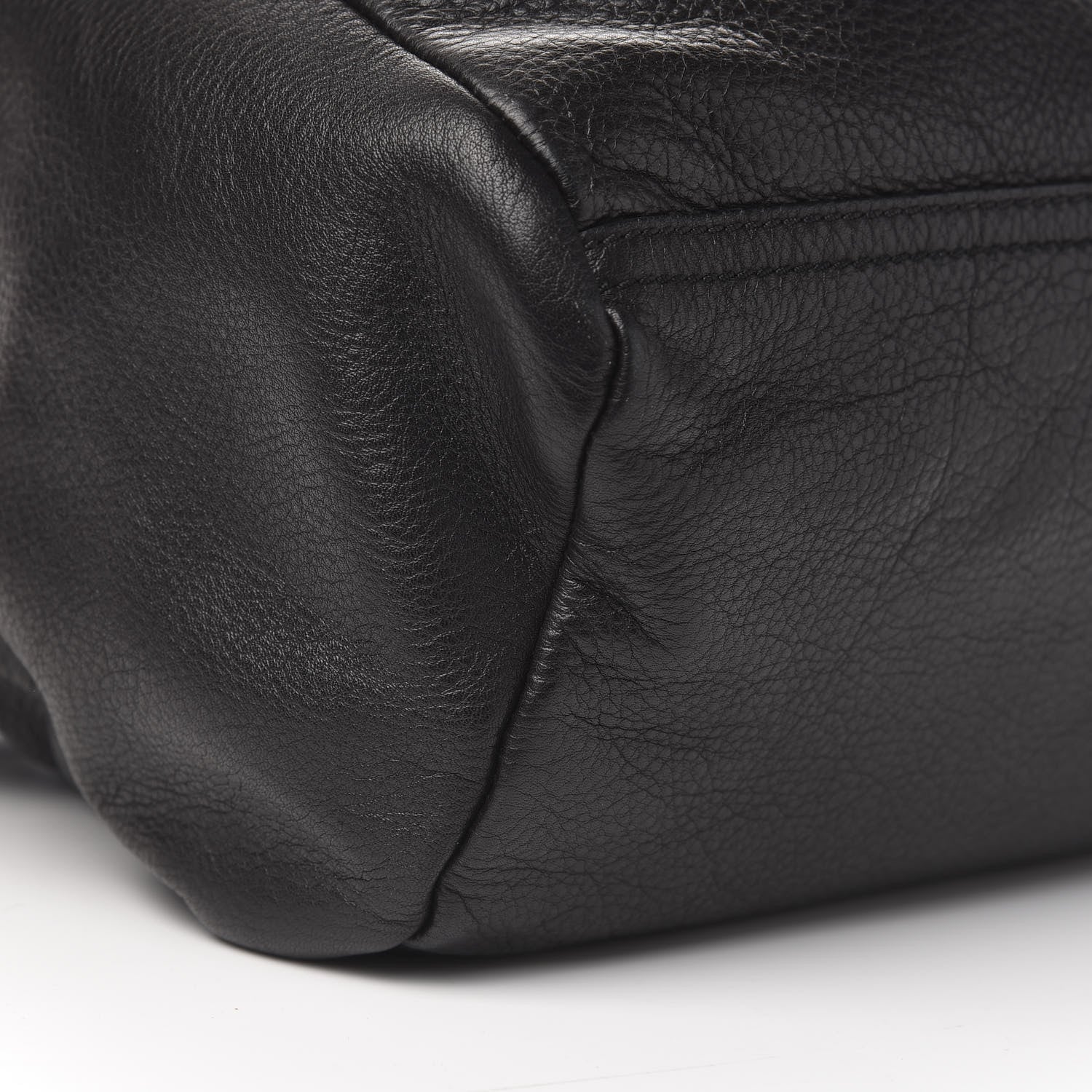 Givenchy Pebbled Calfskin Medium Pyramid Stud Pandora Black 8 of 10