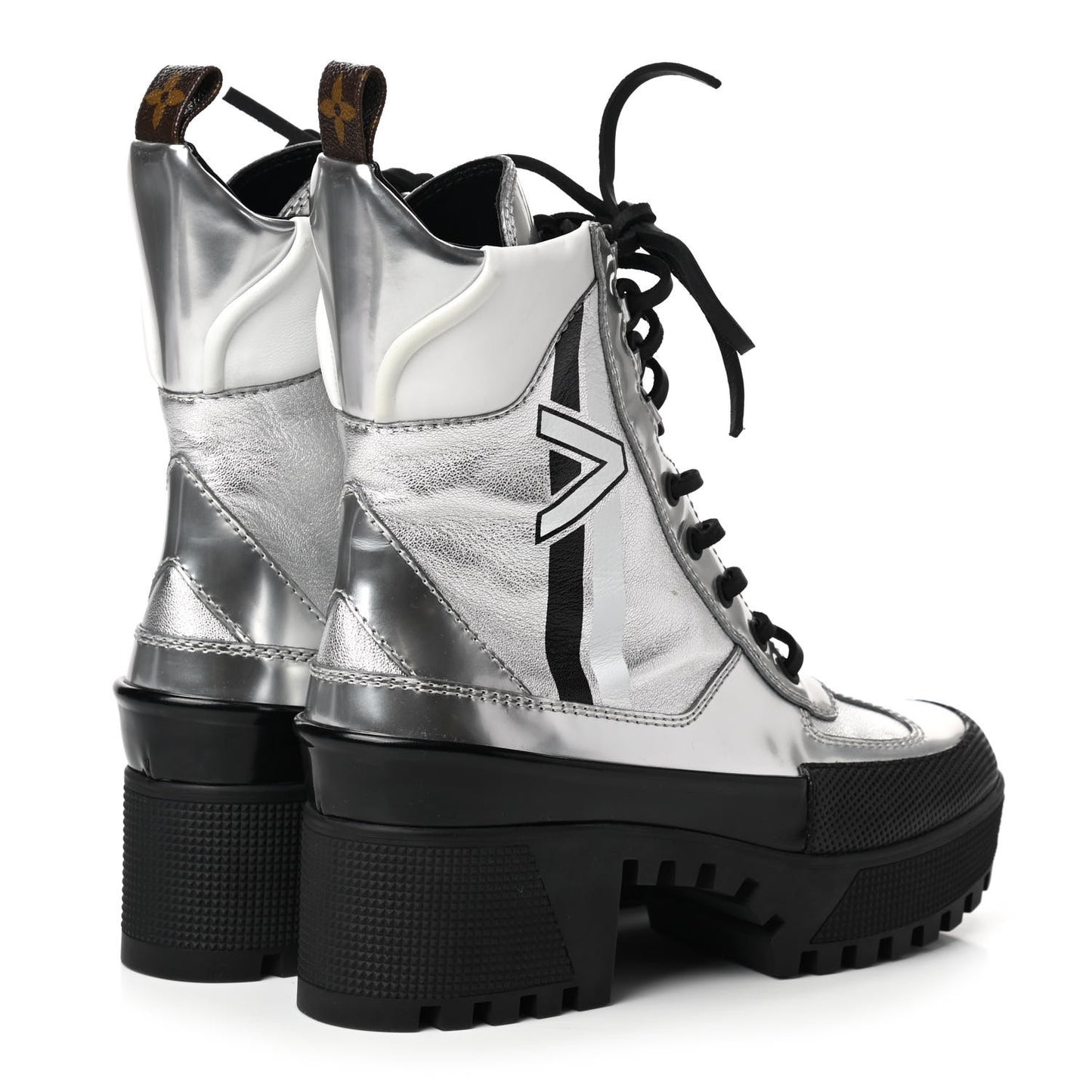 Patent Calfskin Spaceship Laureate Platform Desert Boots 36 Silver