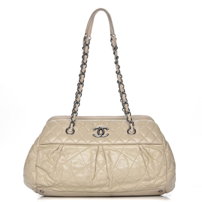 Chanel Iridescent Calfskin Chic Quilt Bowling Bag Beige 1 of 8