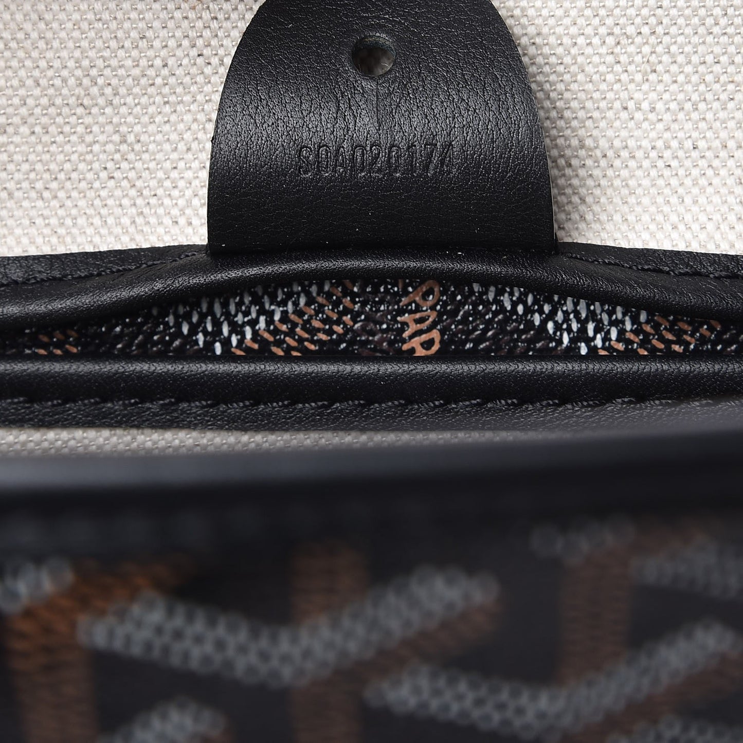 Goyardine Artois PM Black