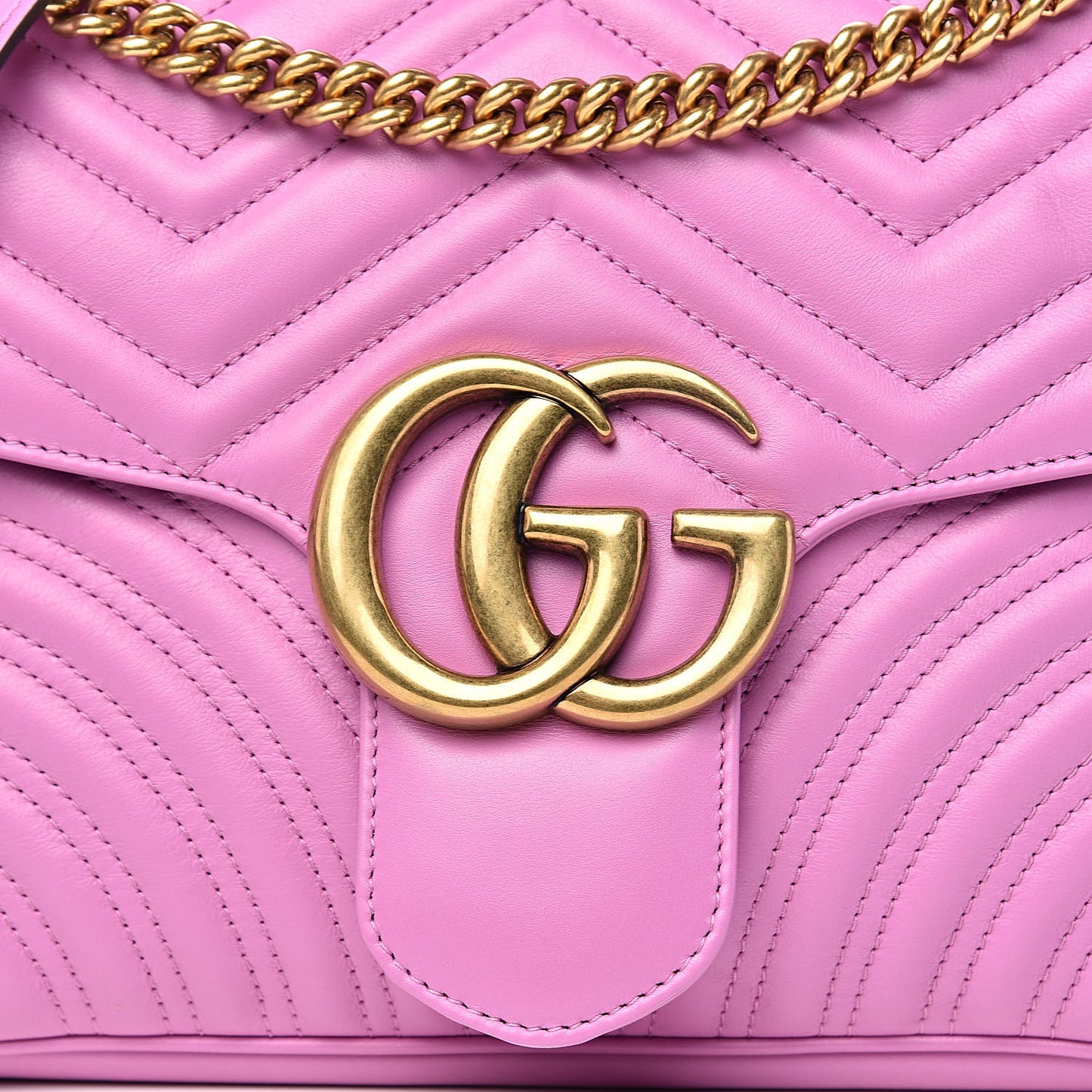 Calfskin Matelasse Medium GG Marmont Shoulder Bag Candy Mousse