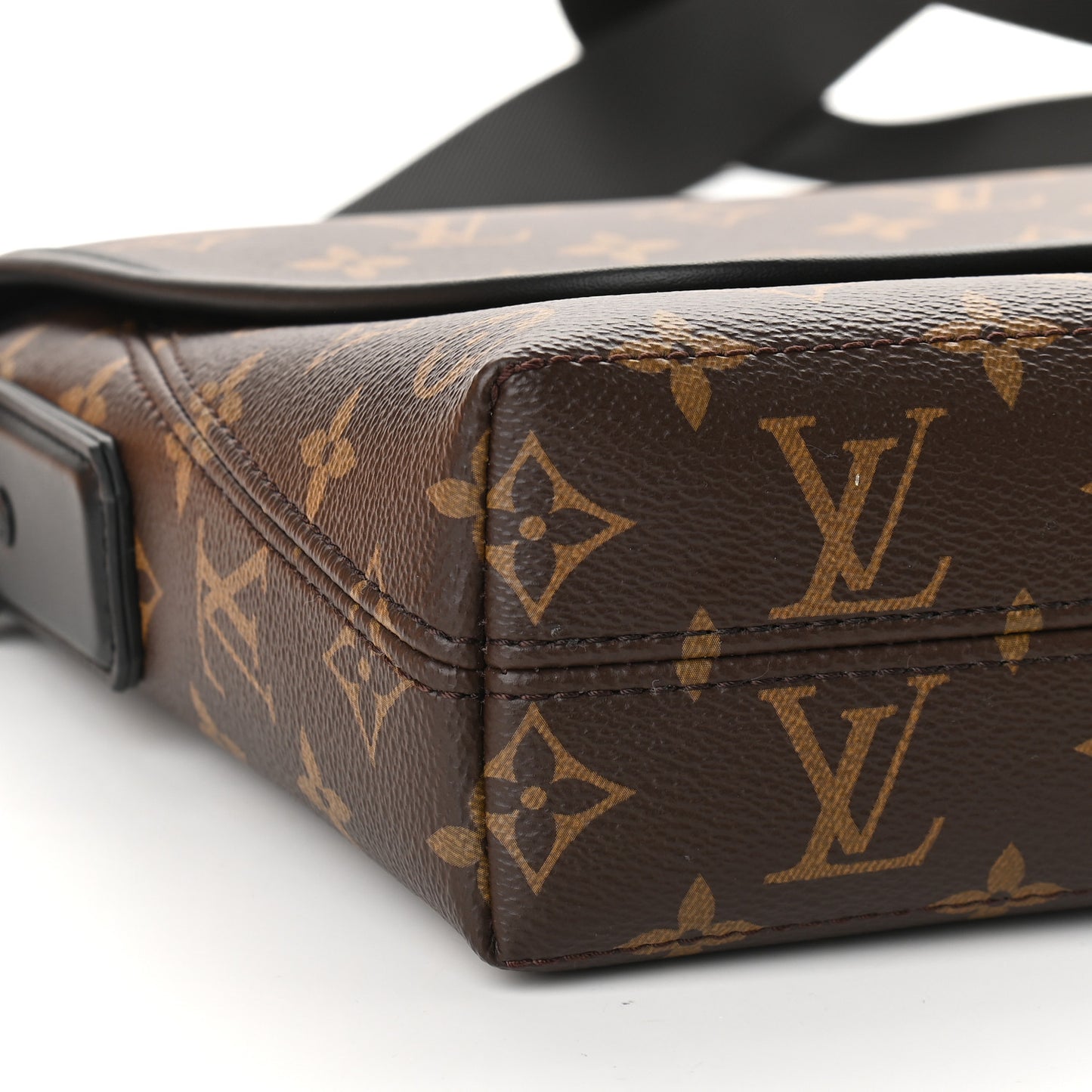 Monogram Macassar Magnetic Messenger