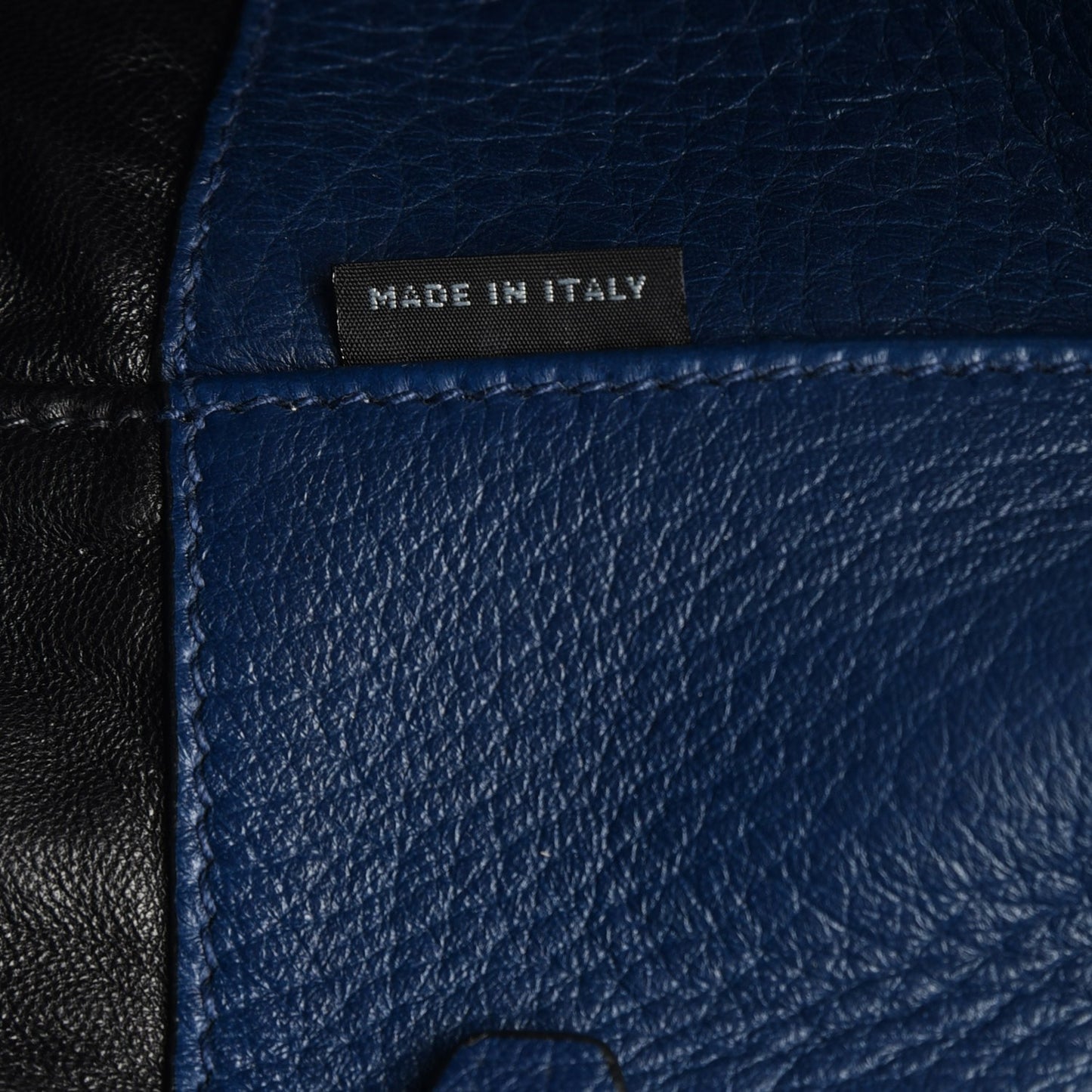 Cervo Deerskin Twin Pocket Tote Bleuette