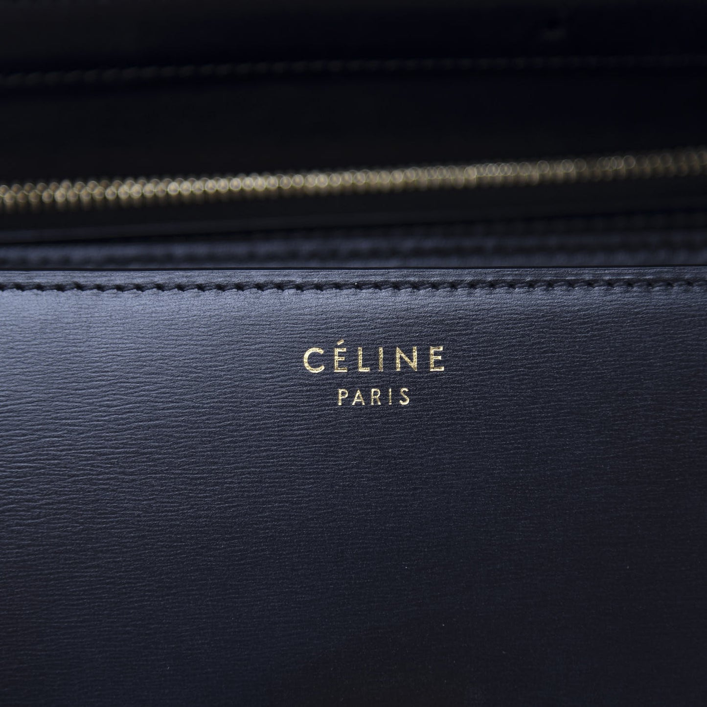 Box Calfskin Medium Classic Box Flap Bag Black