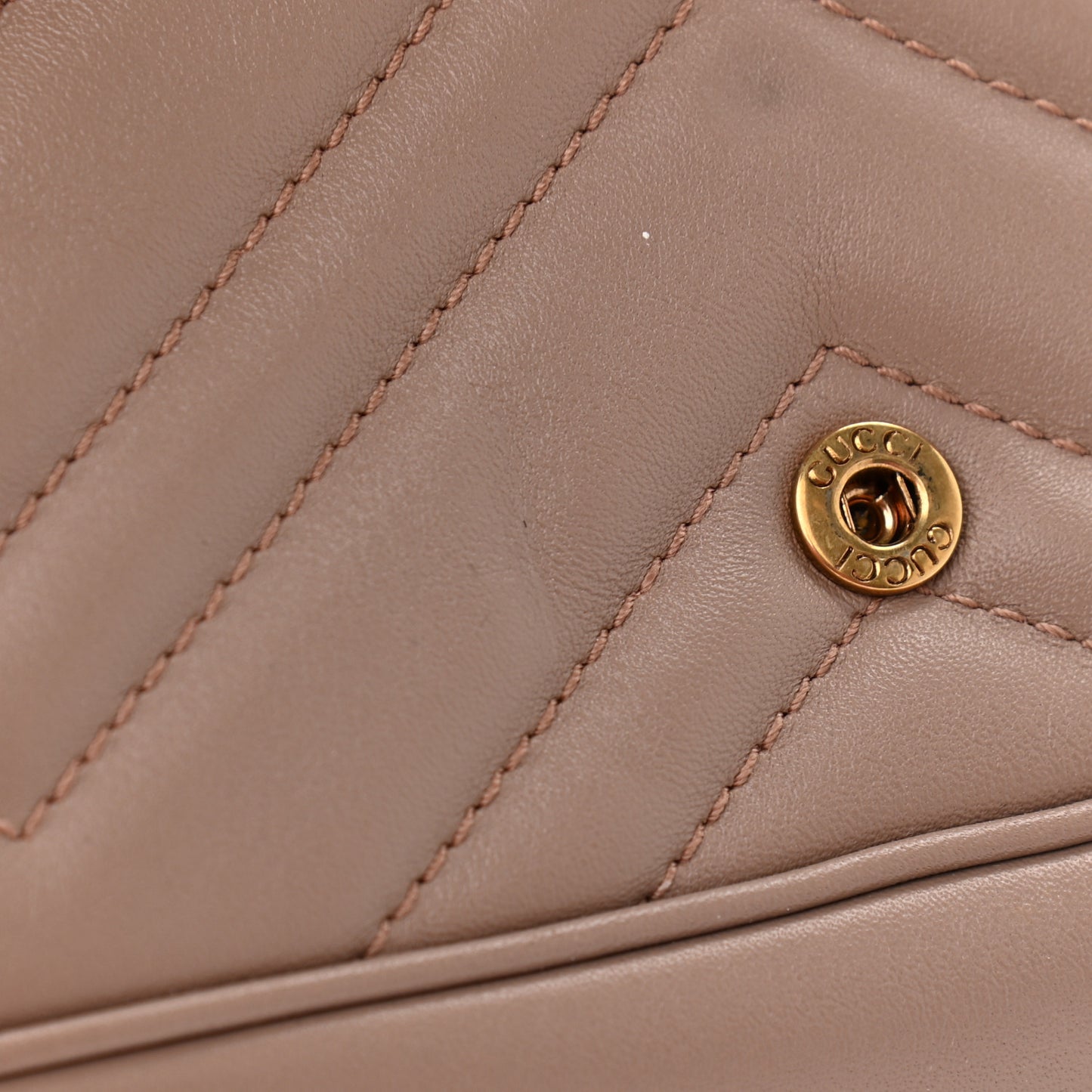 Calfskin Matelasse Super Mini GG Marmont Shoulder Bag Porcelain Rose