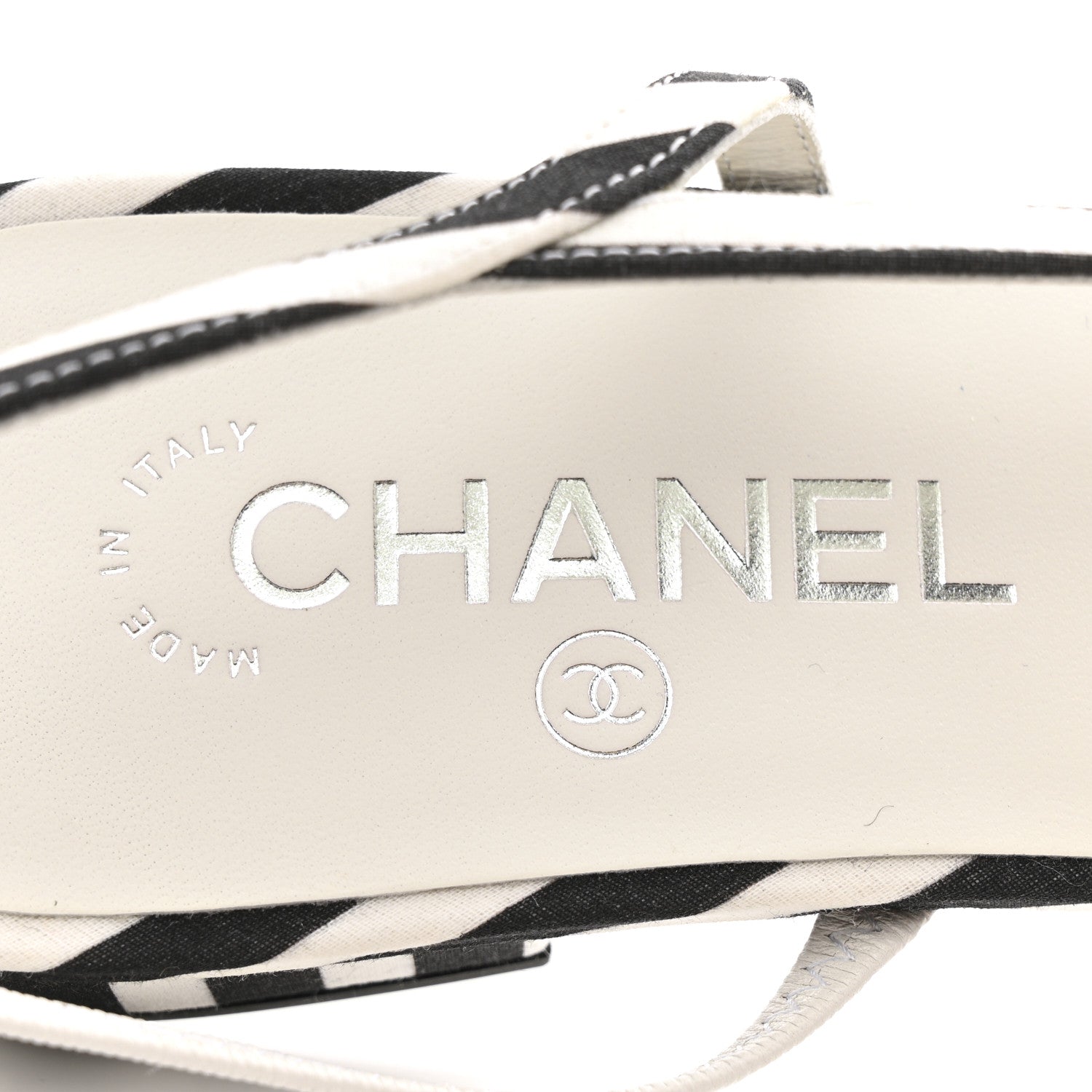 Chanel Fabric Grosgrain Cap Toe CC Slingback Flats 41 White Black 7 of 10