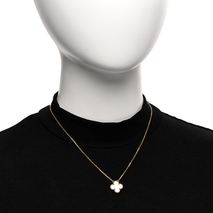 Van Cleef & Arpels VAN CLEEF & ARPELS 18K Yellow Gold Mother of Pearl Vintage Alhambra Pendant Necklace 2 of 6